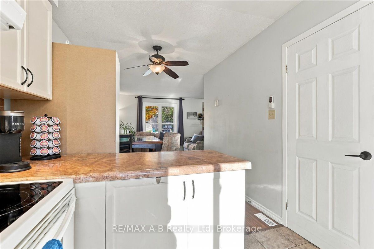 129b Mitchell Court Property Photo 13