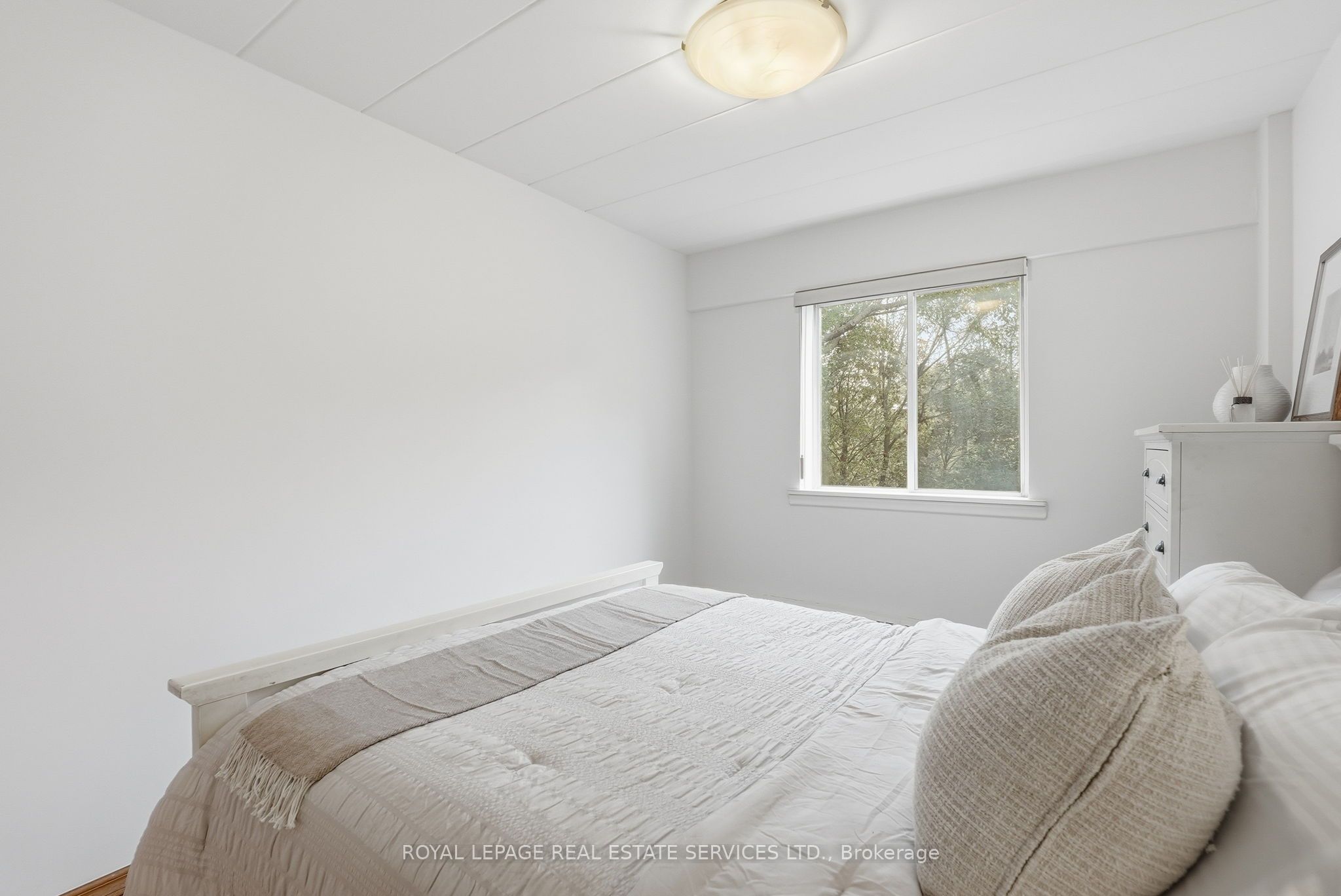107 St. Joseph's Drive 208 Property Photo 18