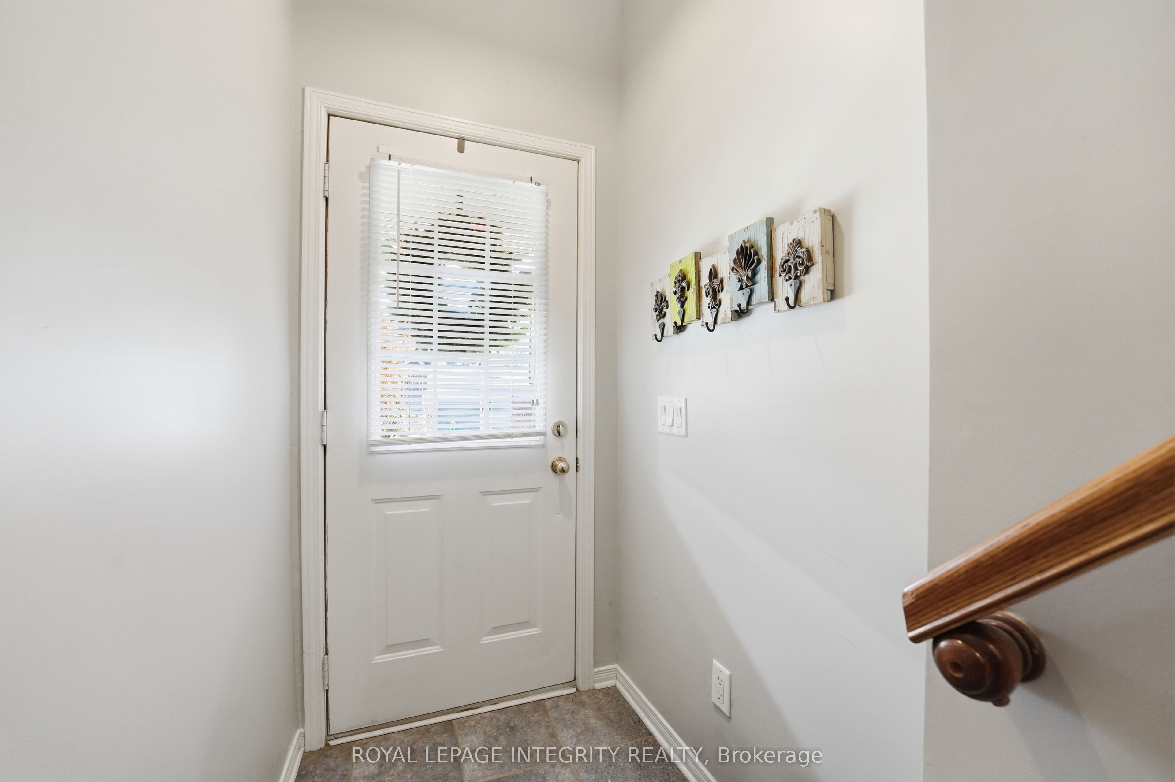 24 Yorkville Street Property Photo 3