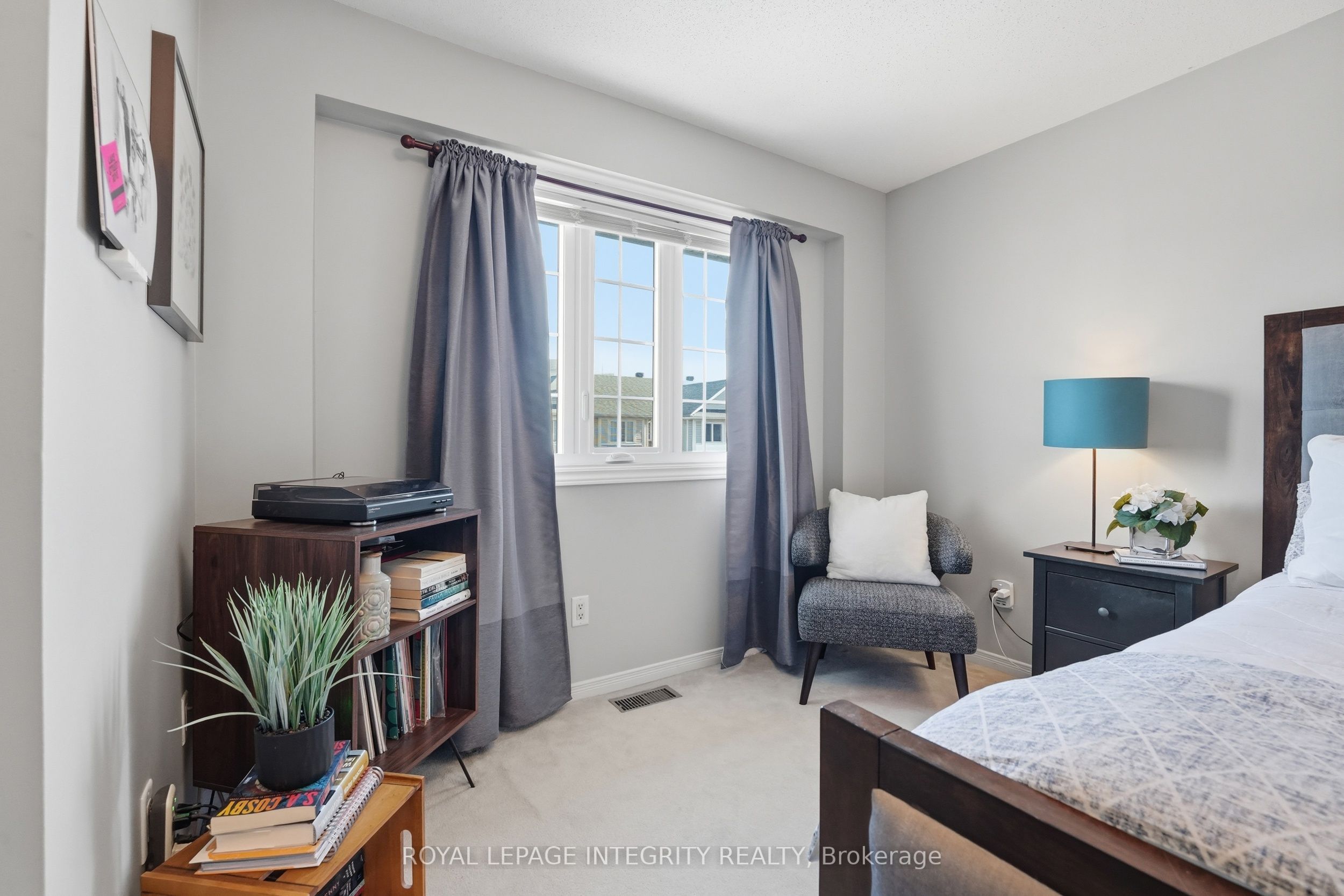 24 Yorkville Street Property Photo 22