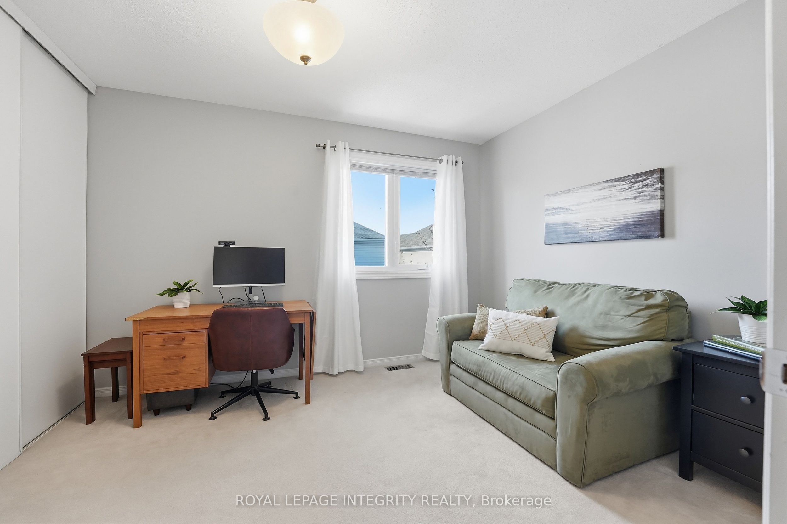 24 Yorkville Street Property Photo 24