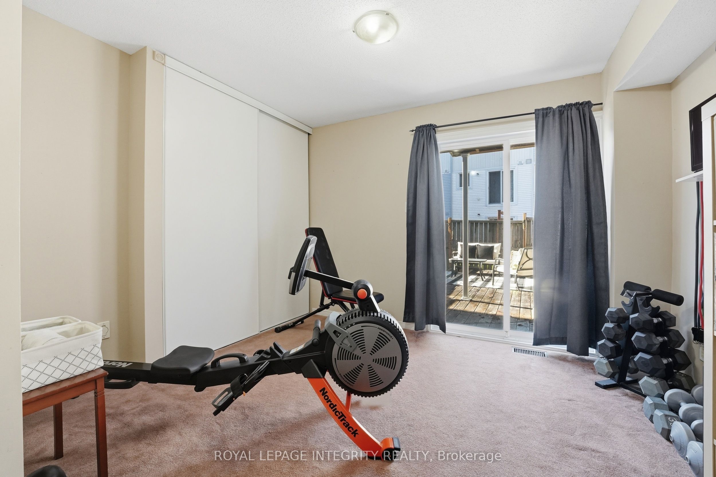 24 Yorkville Street Property Photo 28