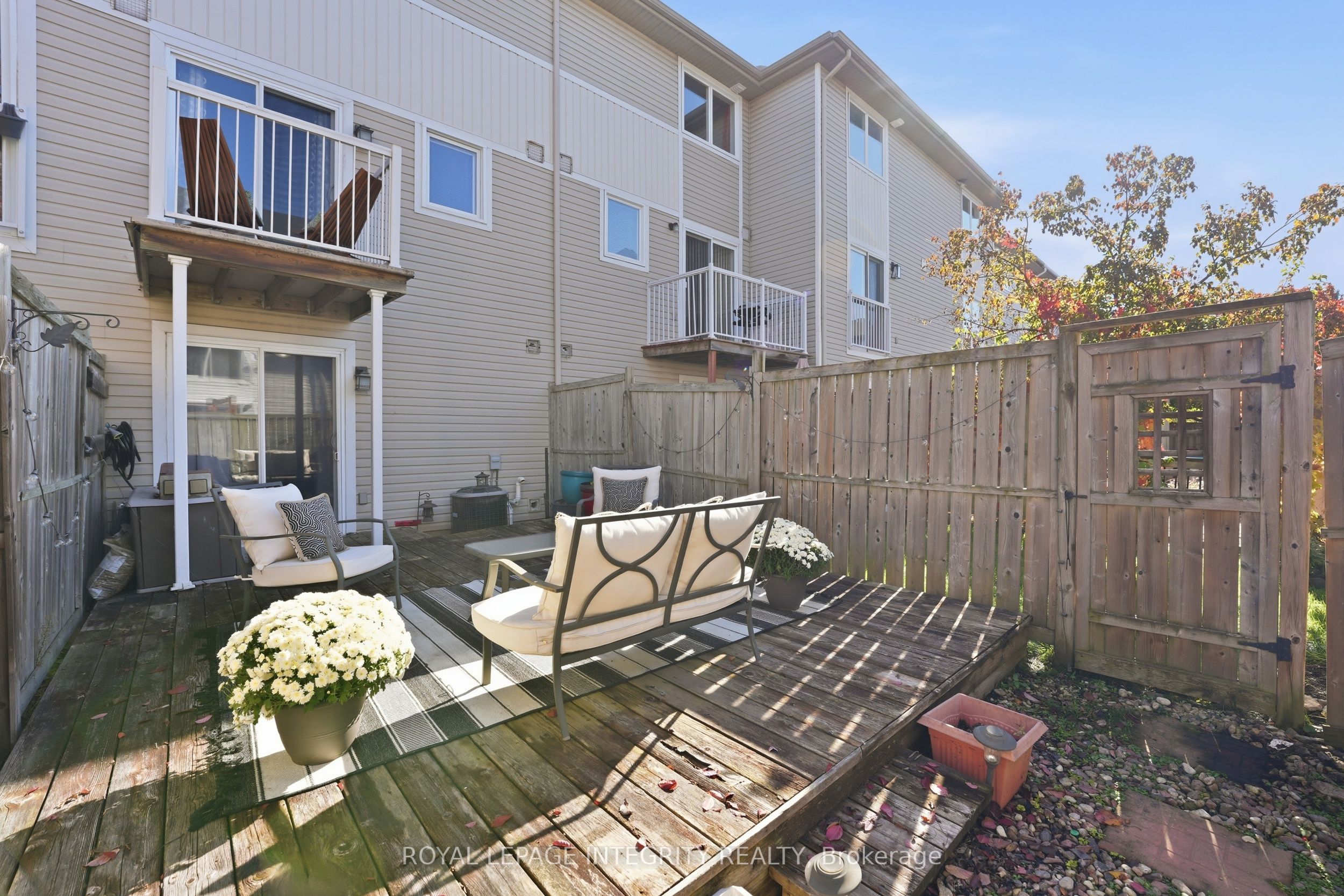 24 Yorkville Street Property Photo 31