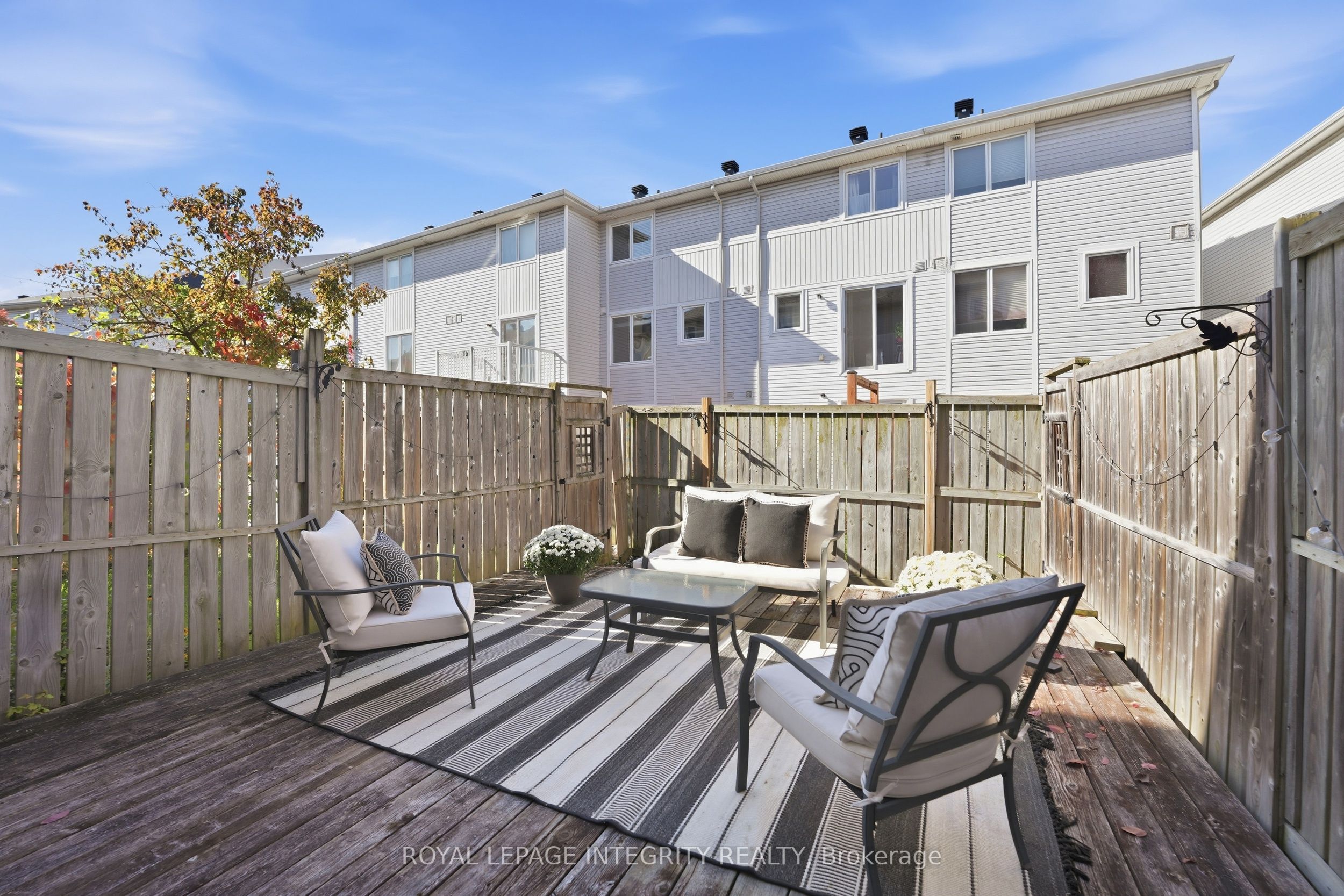 24 Yorkville Street Property Photo 34