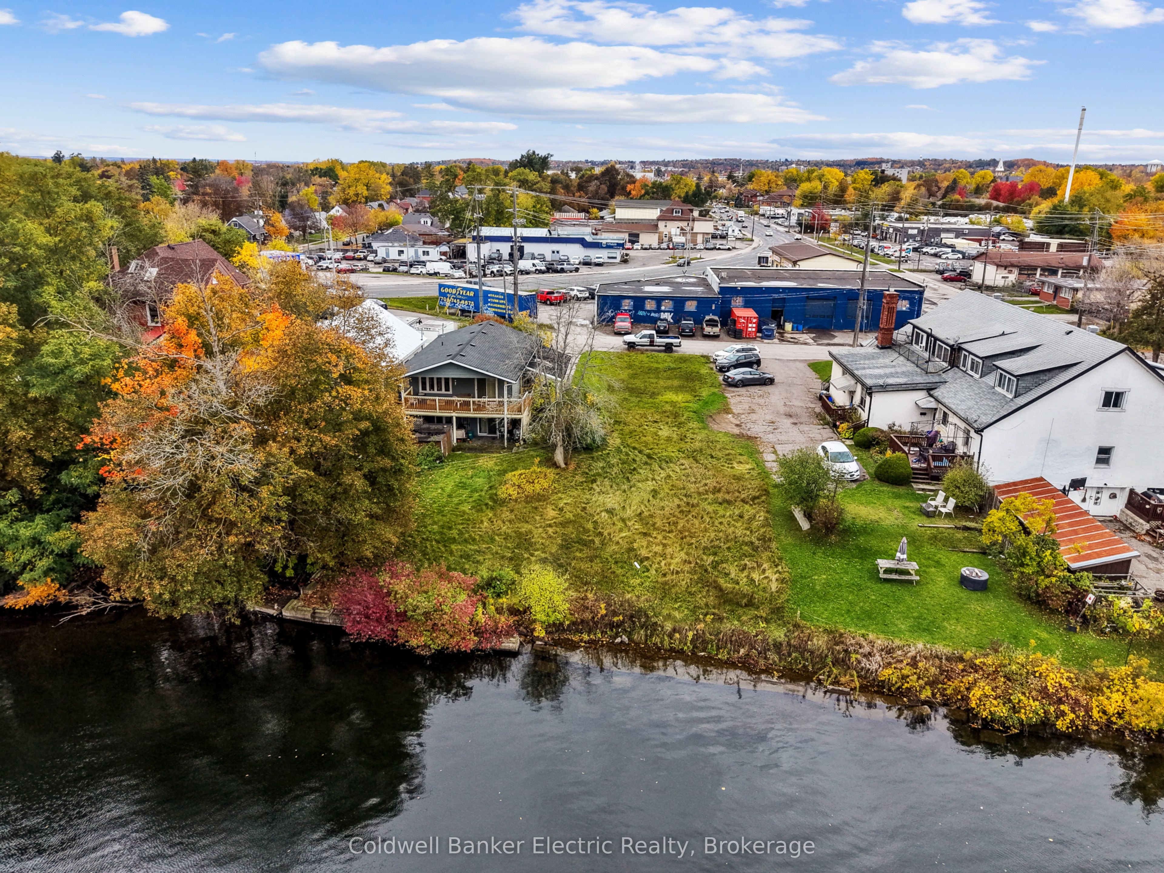 842 Haggart Street Property Photo 4