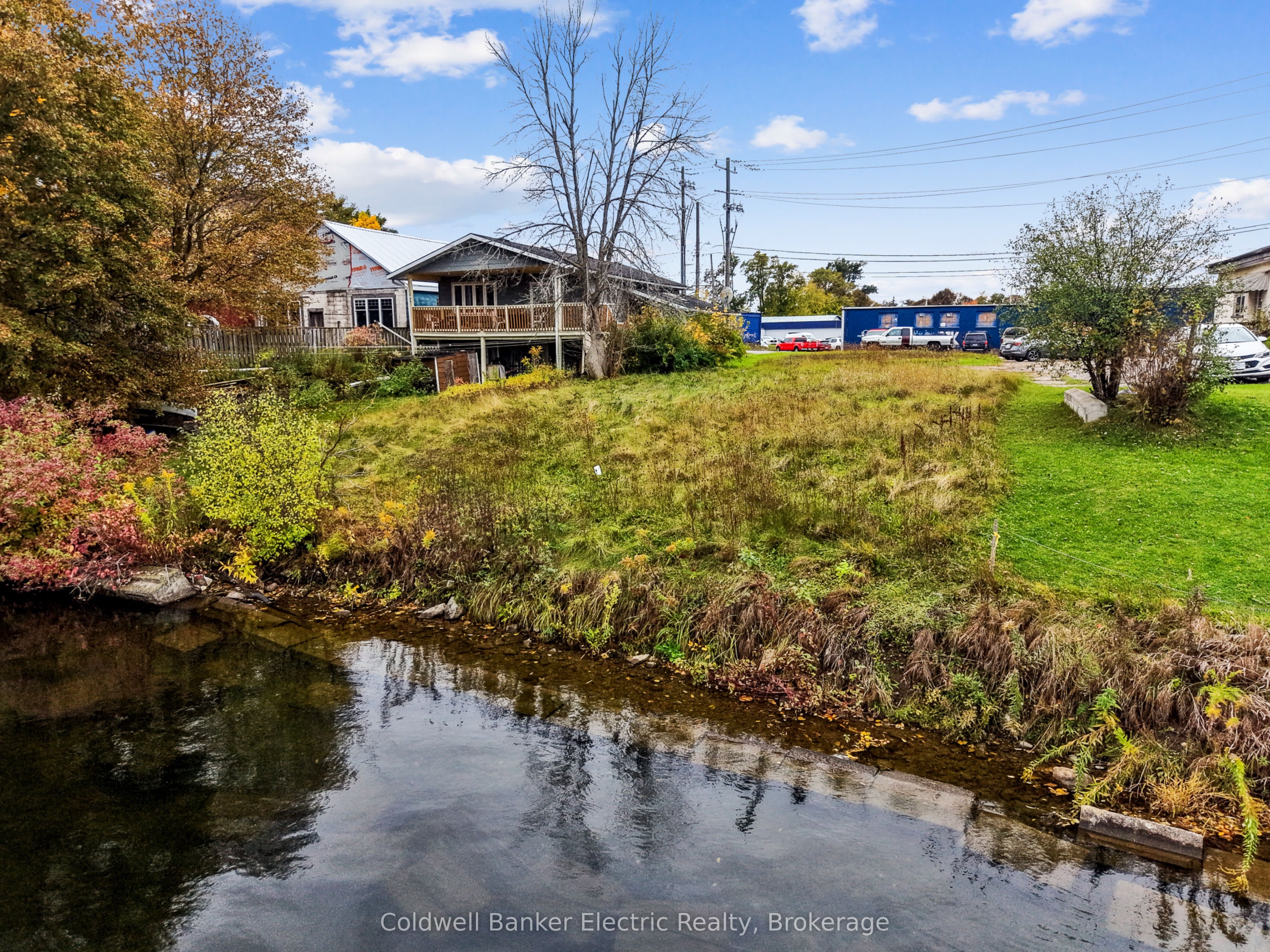 842 Haggart Street Property Photo 8