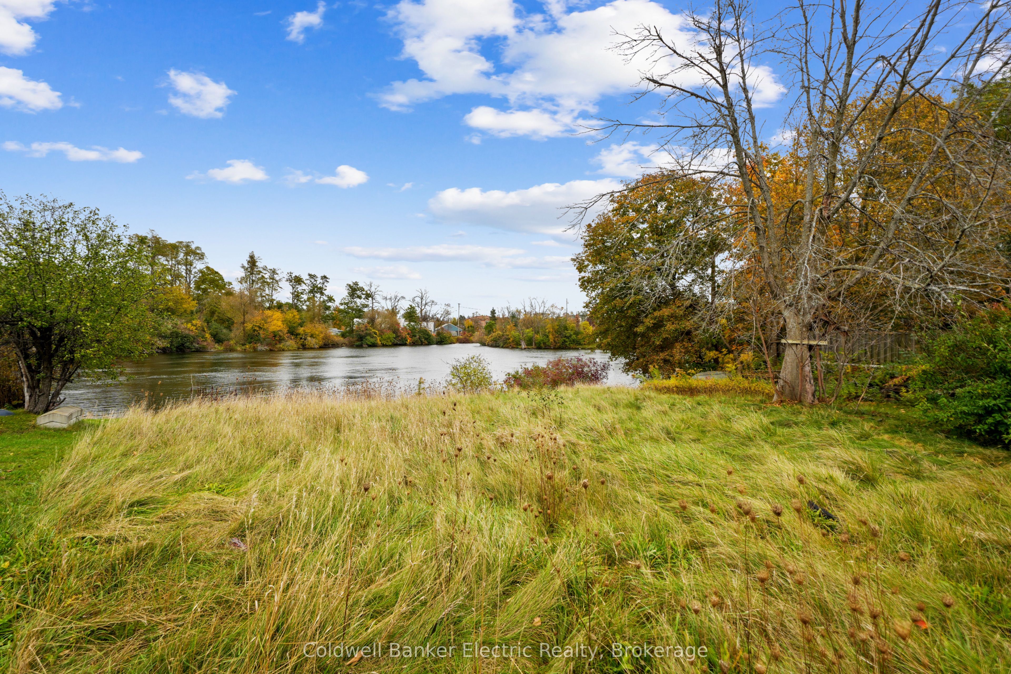 842 Haggart Street Property Photo 13