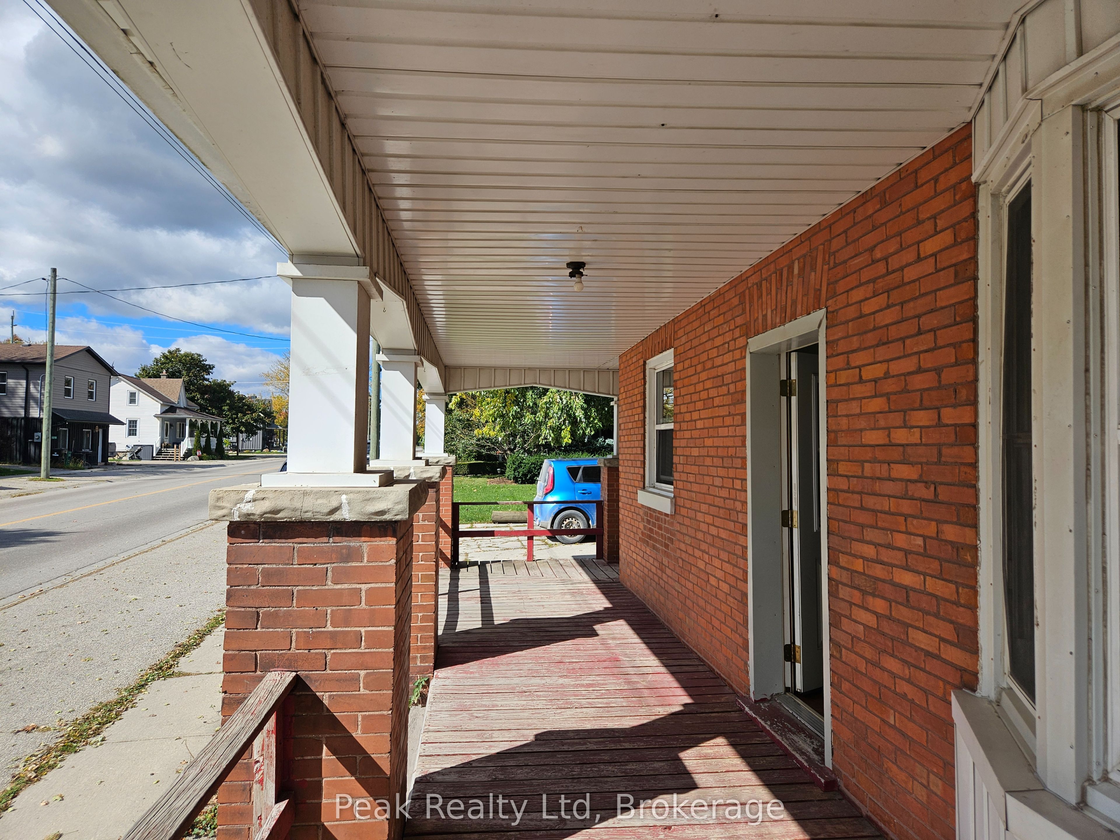 5209 Ament Line Property Photo 5