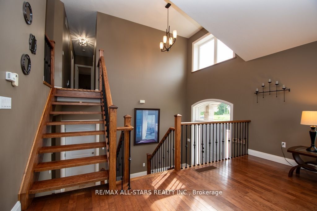 15 Rustlewood Avenue Property Photo 5