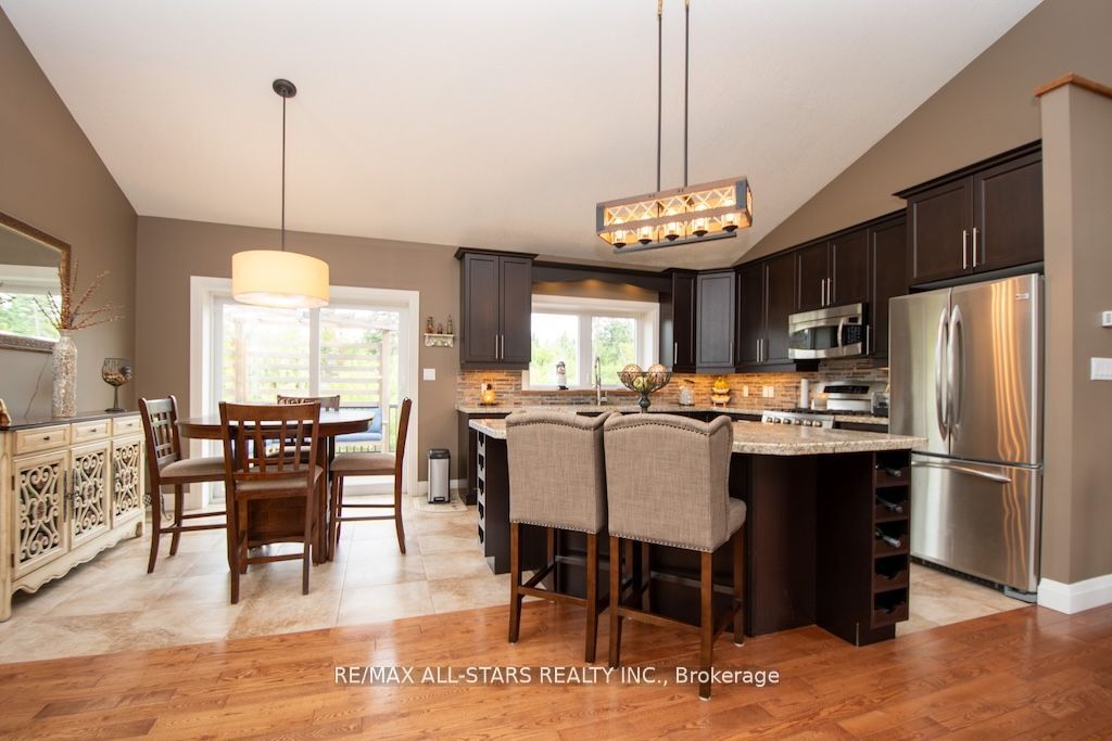 15 Rustlewood Avenue Property Photo 11