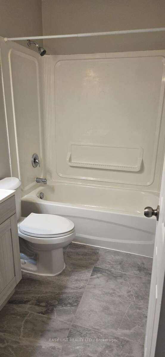 4a Gilbert Street Property Photo 4