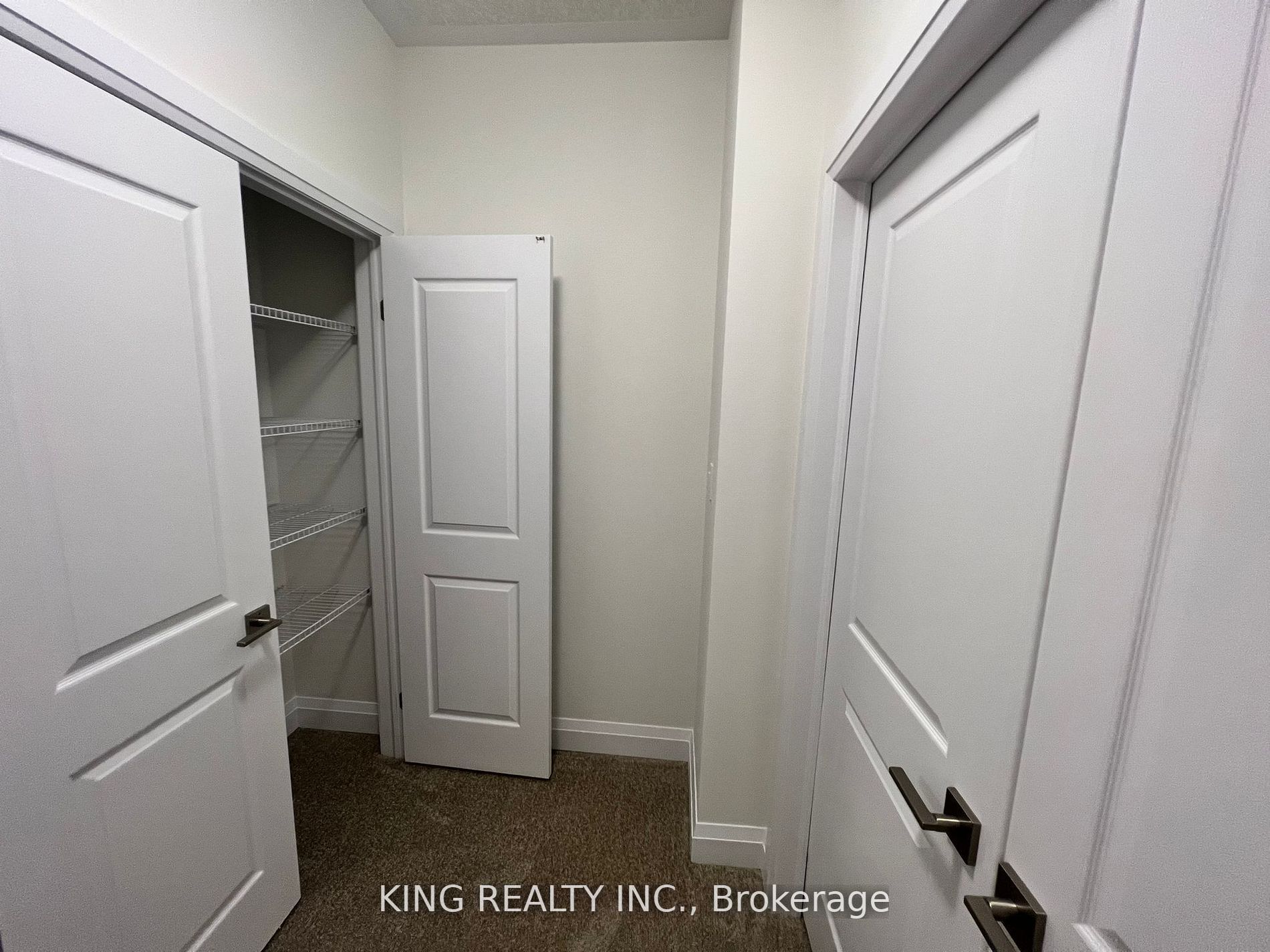 27 Carina Street Property Photo 5