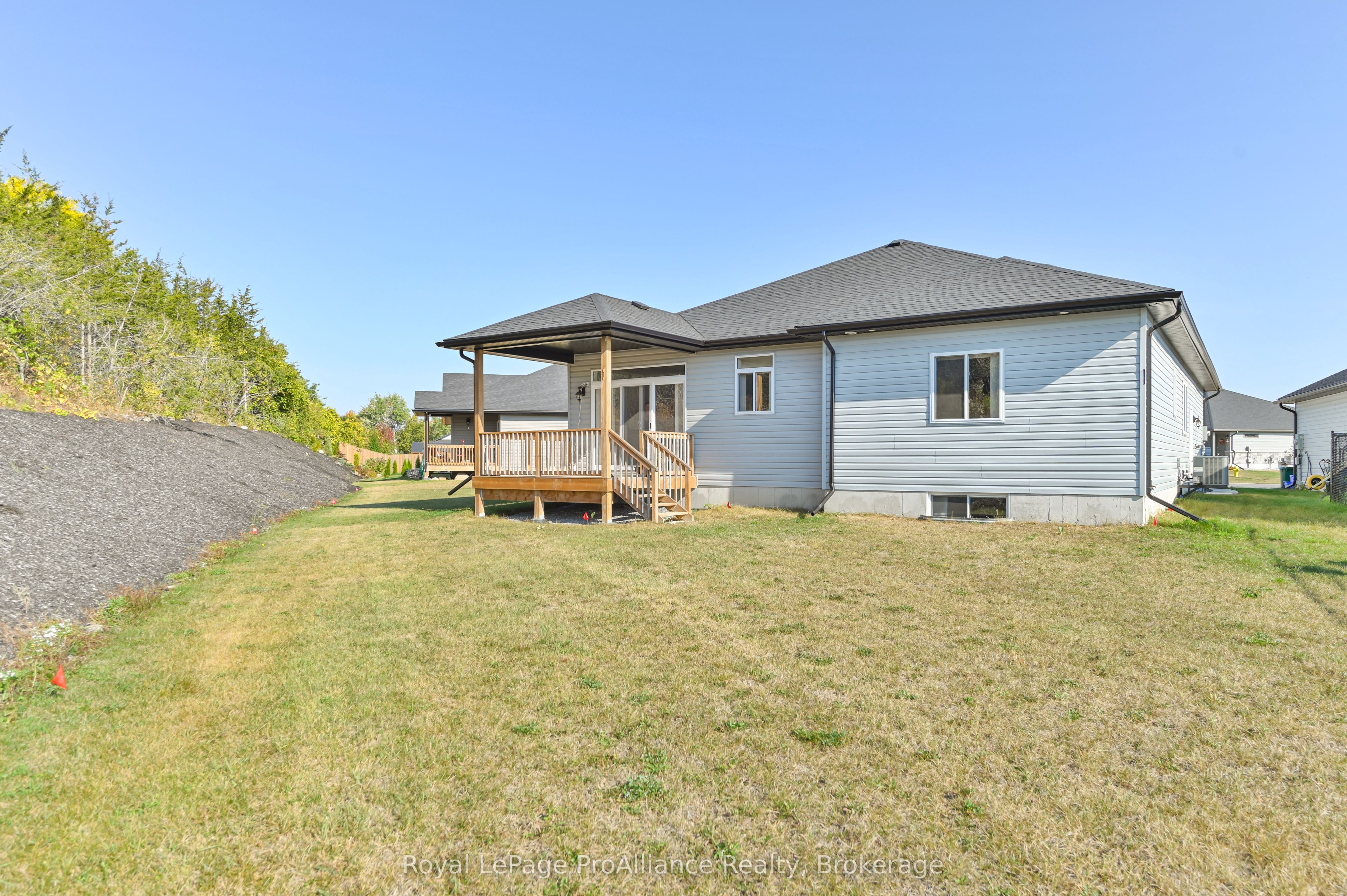16 Lehtinen Crescent Property Photo 26