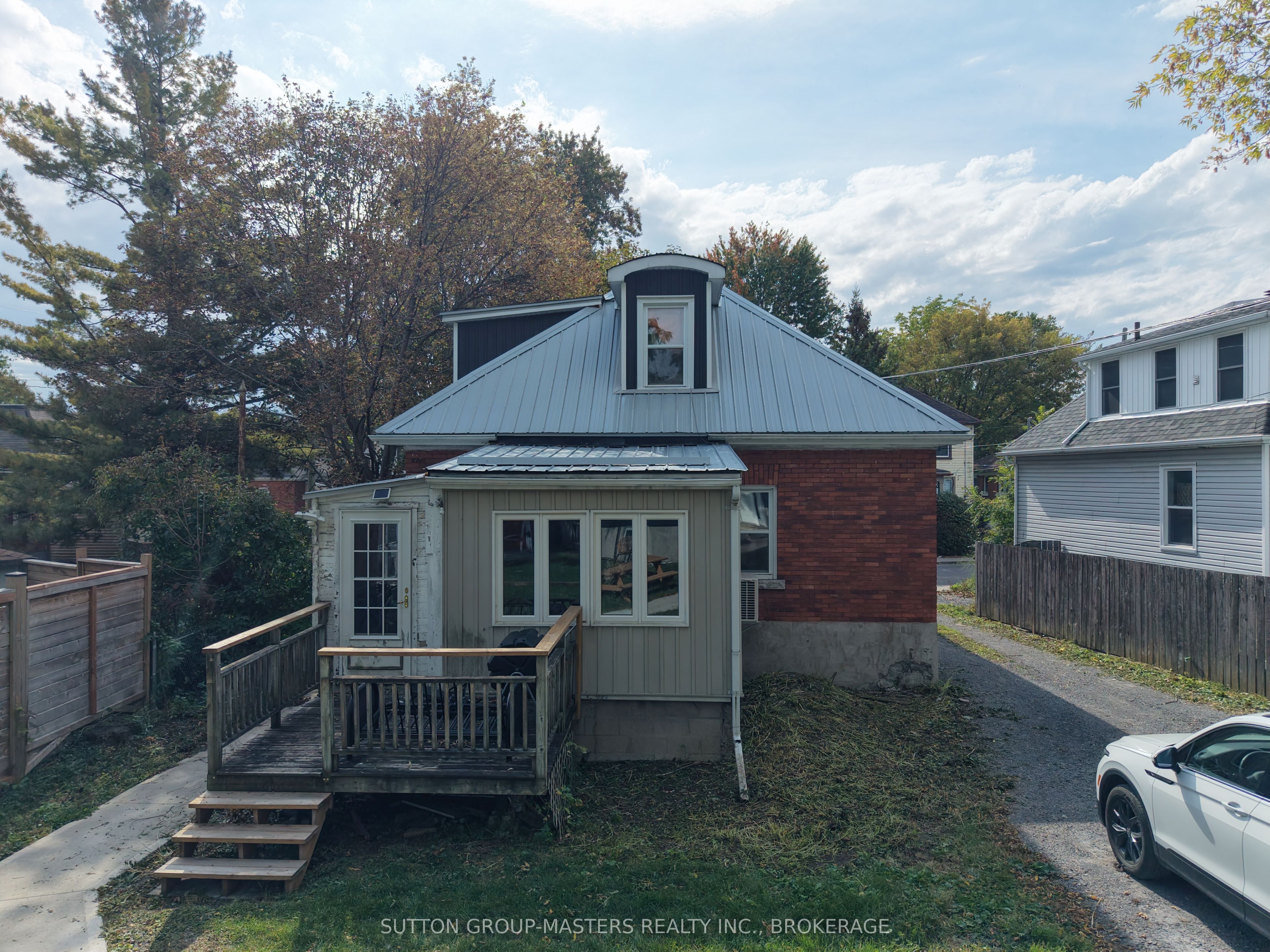 85 Hamilton Street Property Photo 25