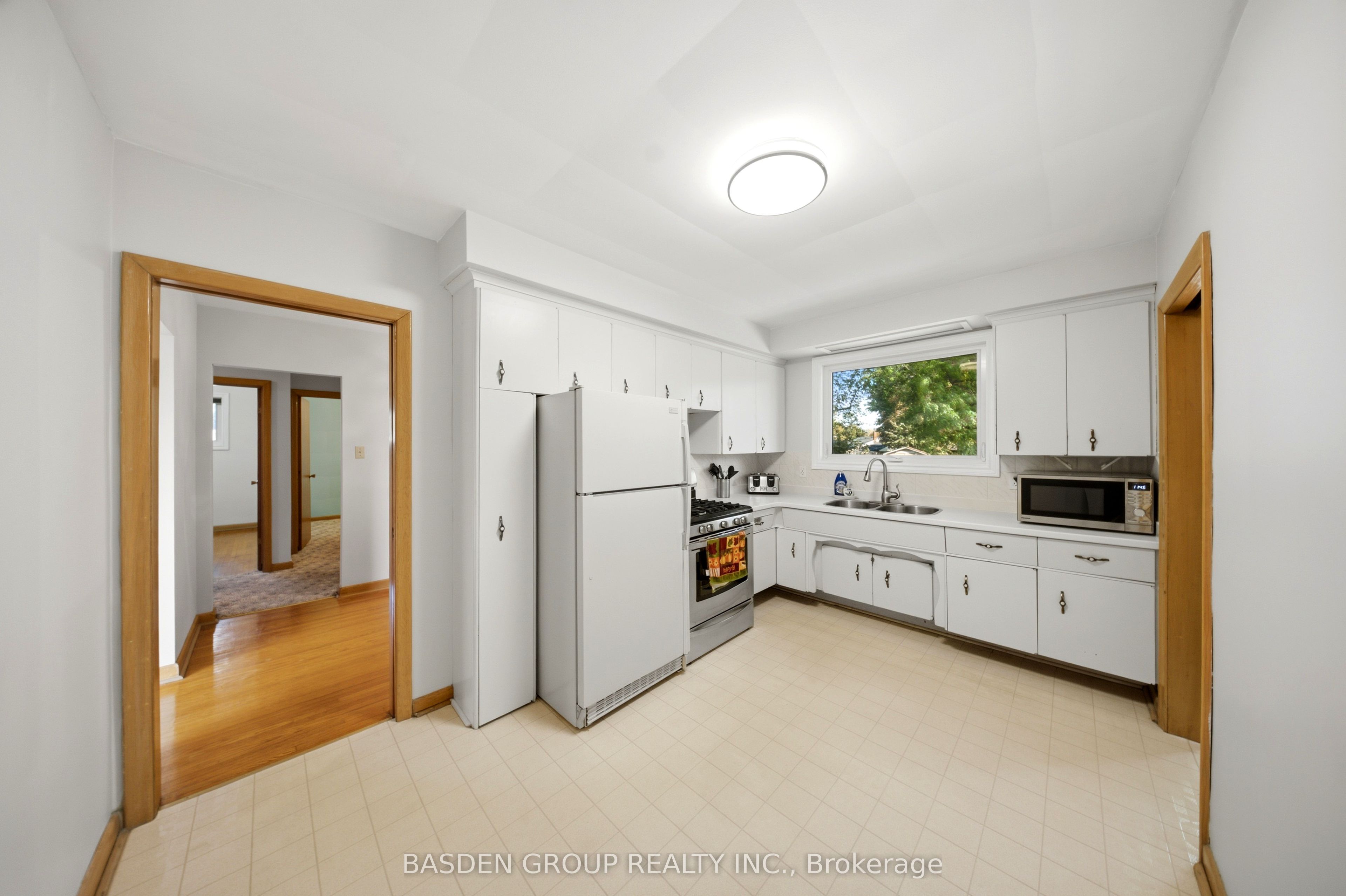 20 Doreen Court Property Photo 6