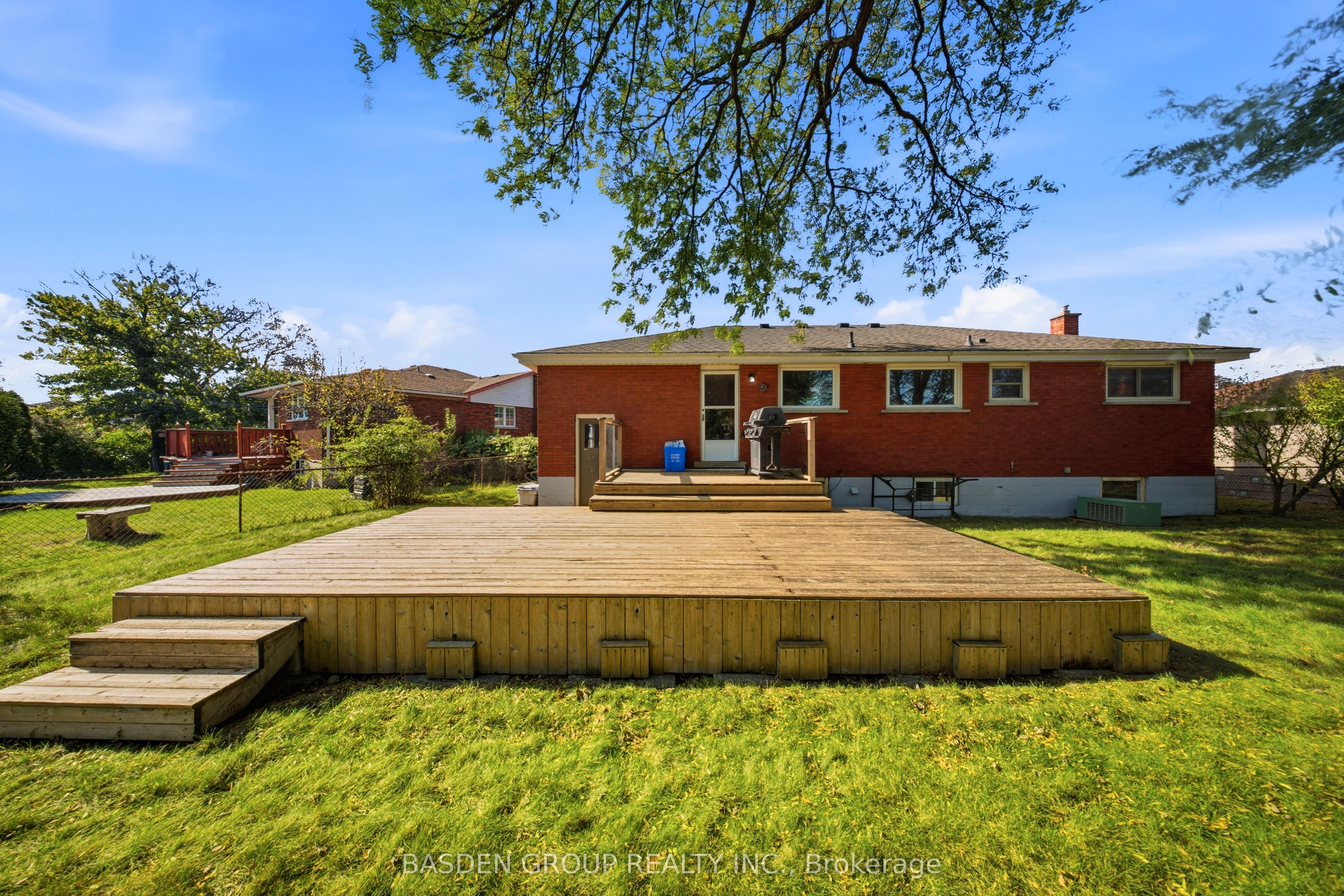 20 Doreen Court Property Photo 11