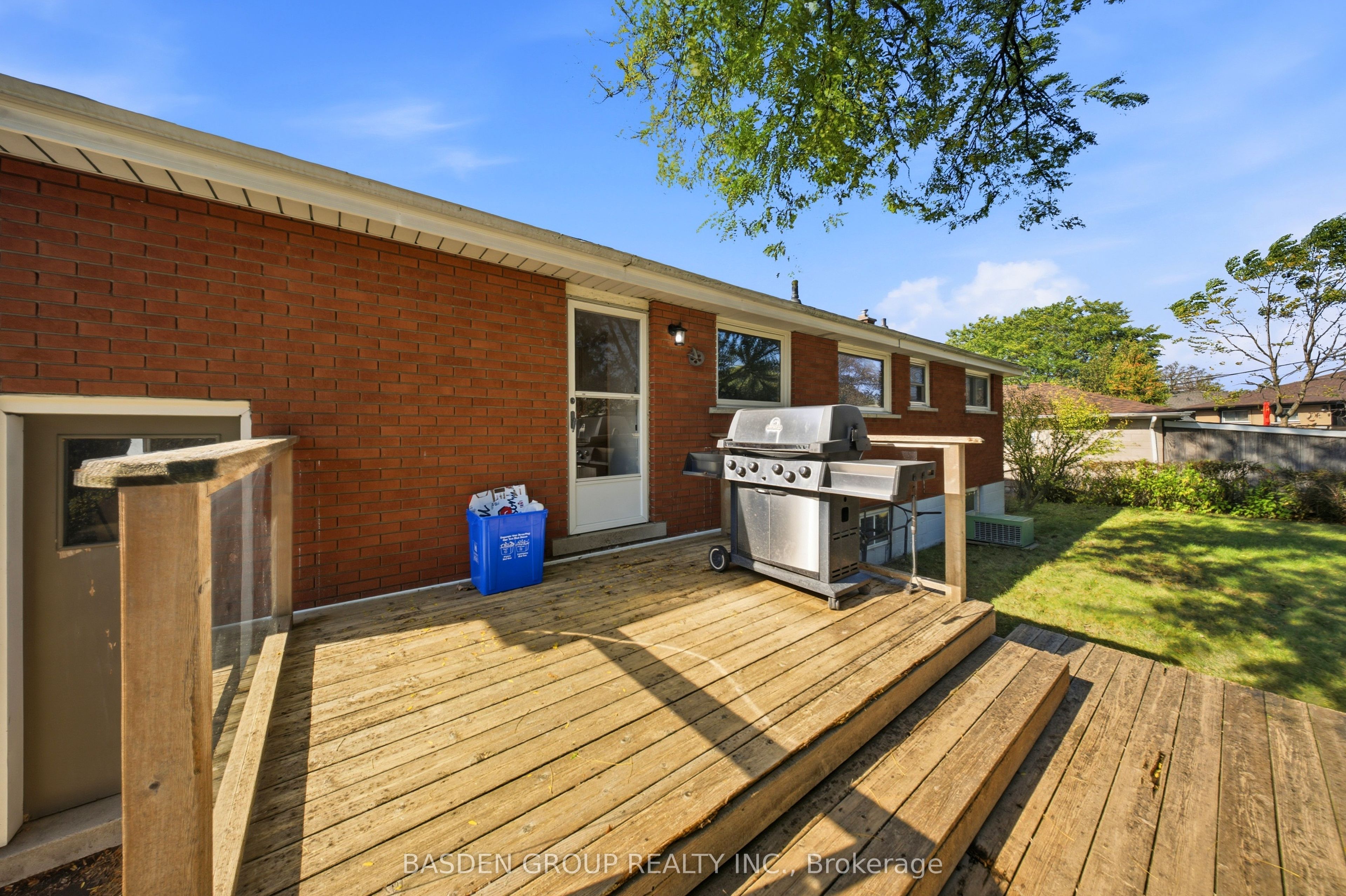 20 Doreen Court Property Photo 12