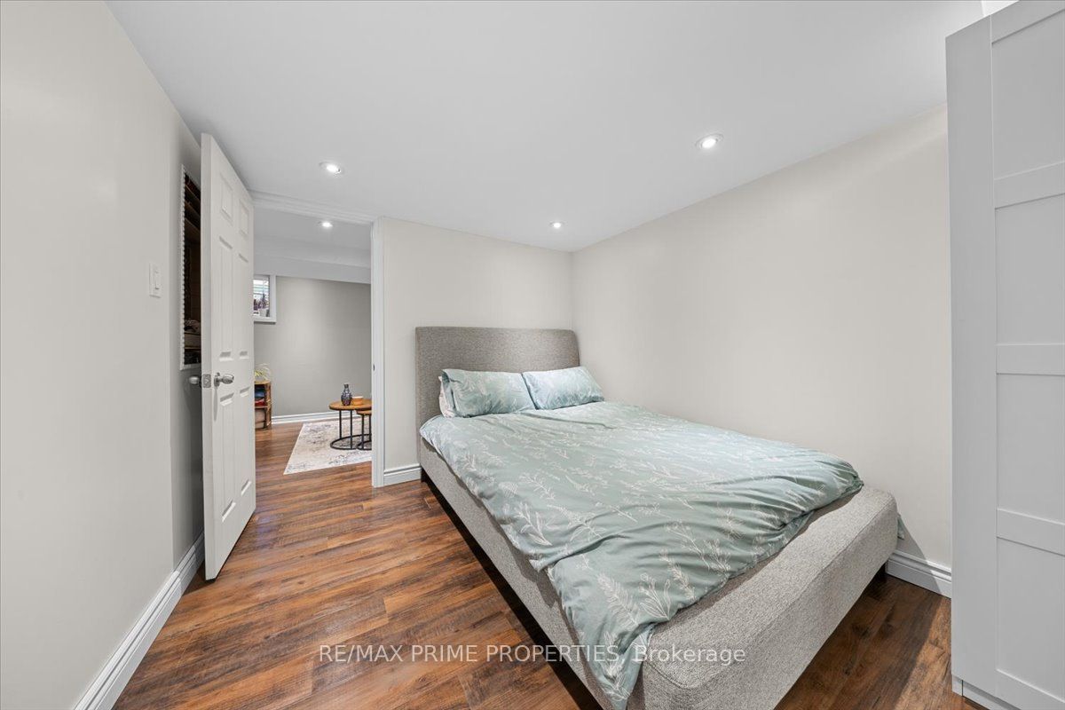 78 Fieldgate Drive Property Photo 38