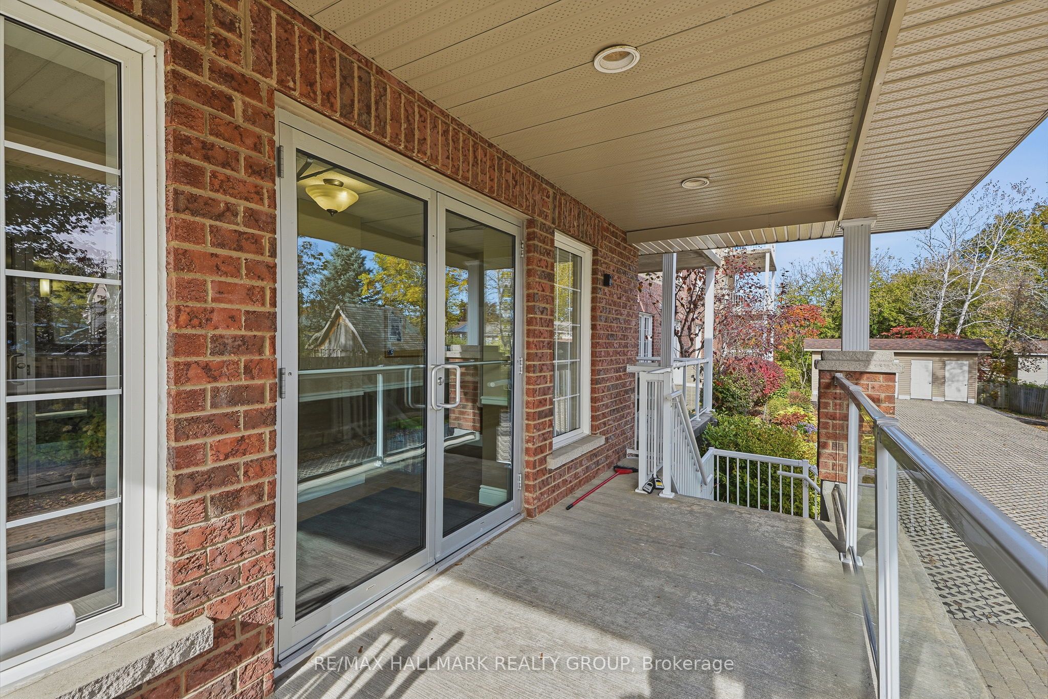 2360 Albert Street 407 Property Photo 3