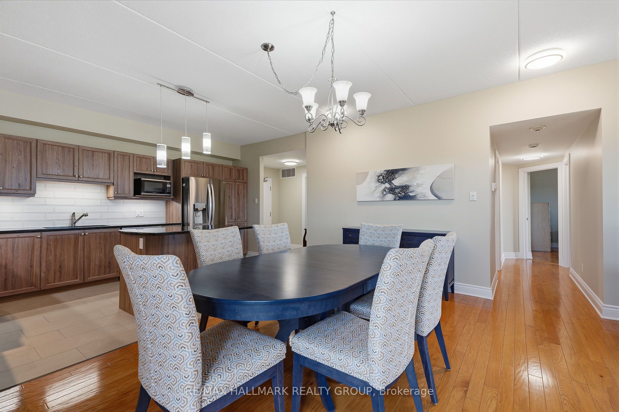 2360 Albert Street 407 Property Photo 14