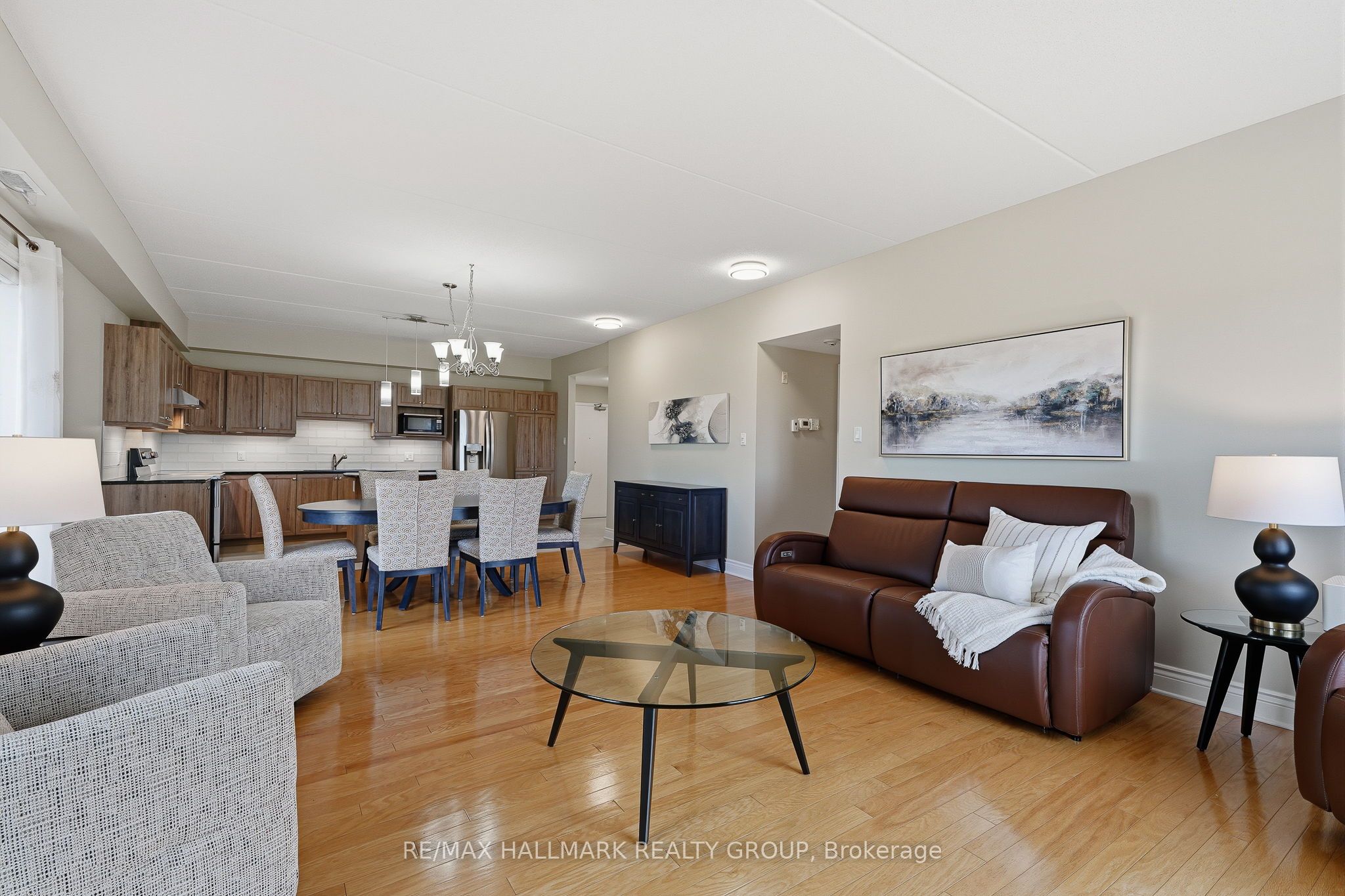 2360 Albert Street 407 Property Photo 18