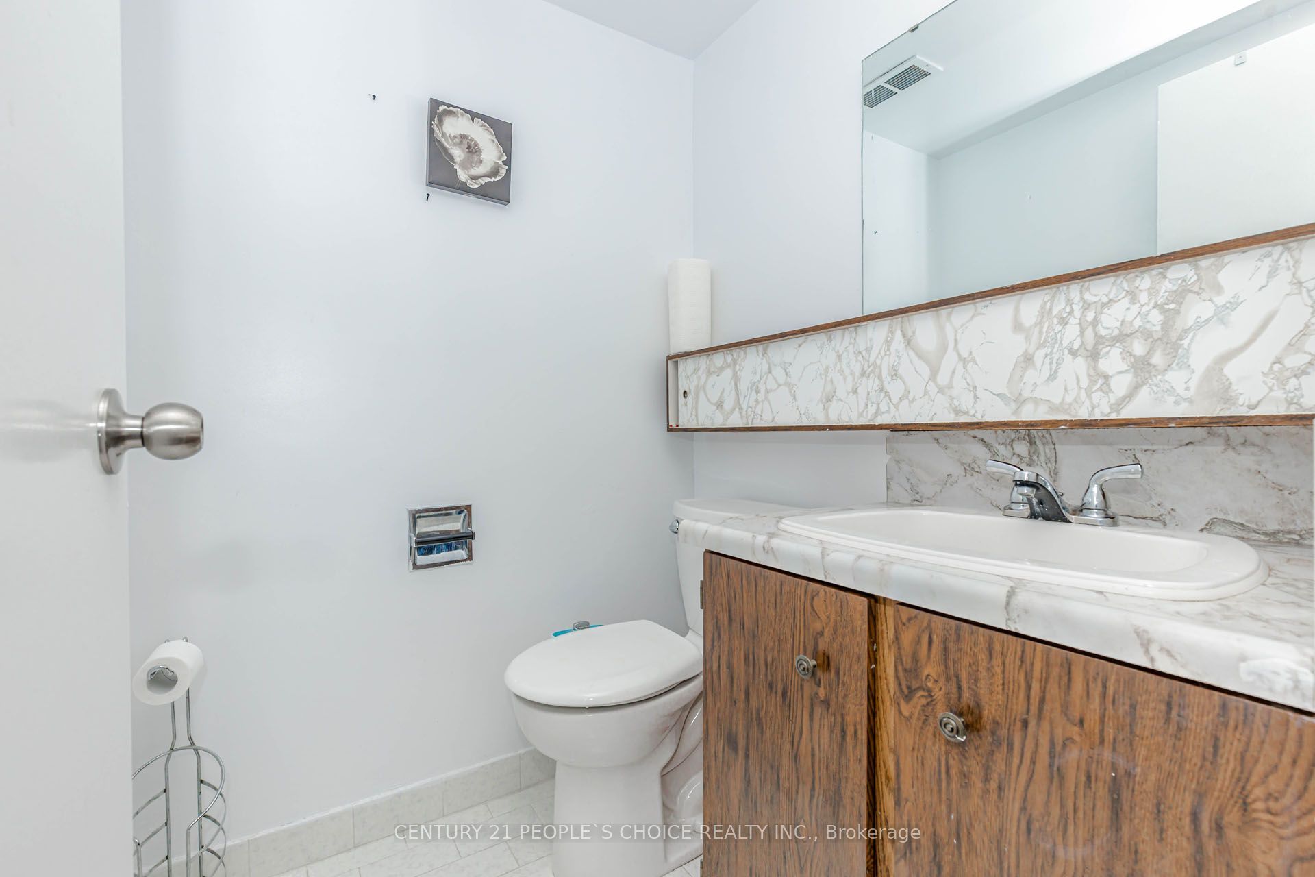 301 Frances Avenue 1203 Property Photo 24
