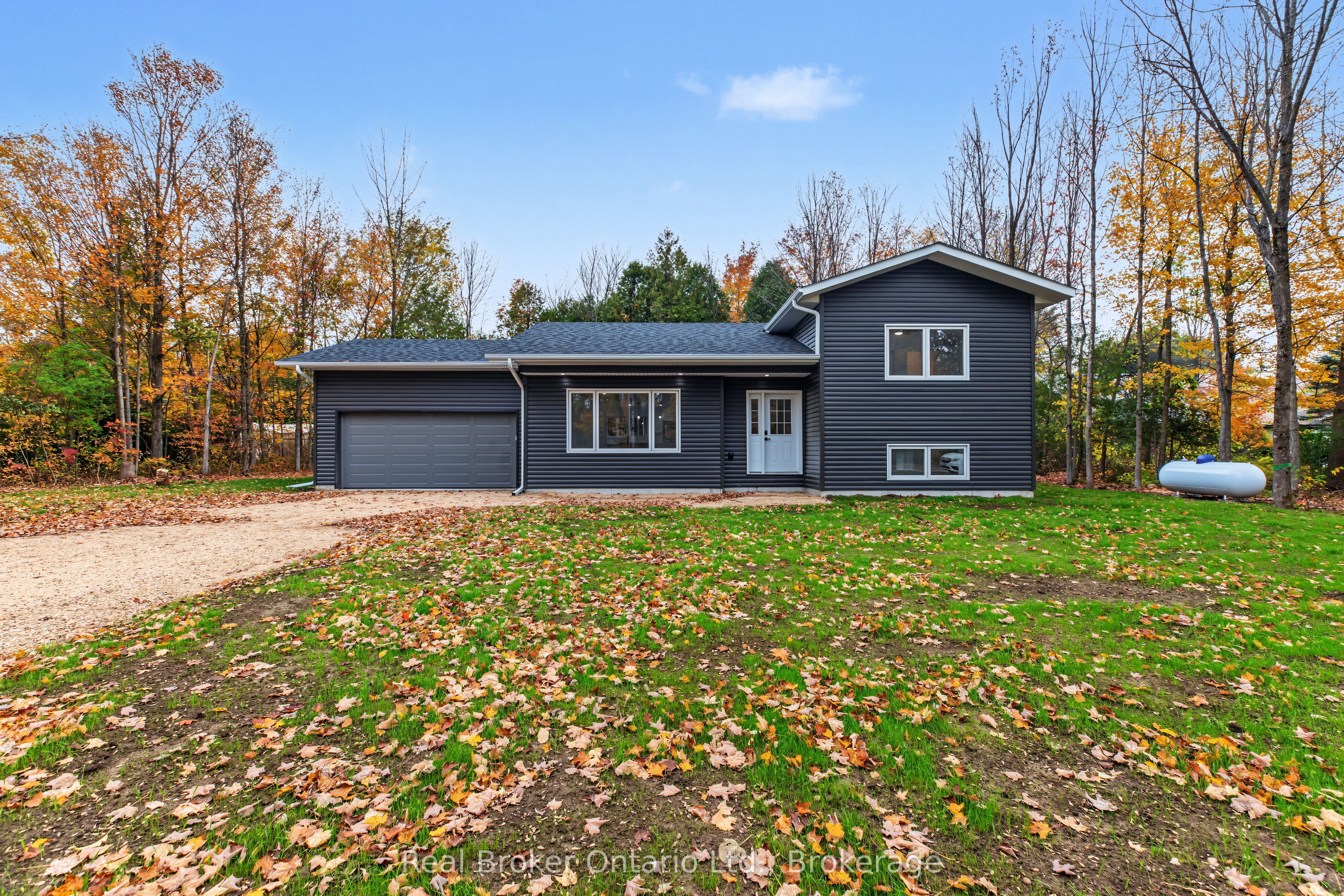 155 Canrobert Street Property Photo 3