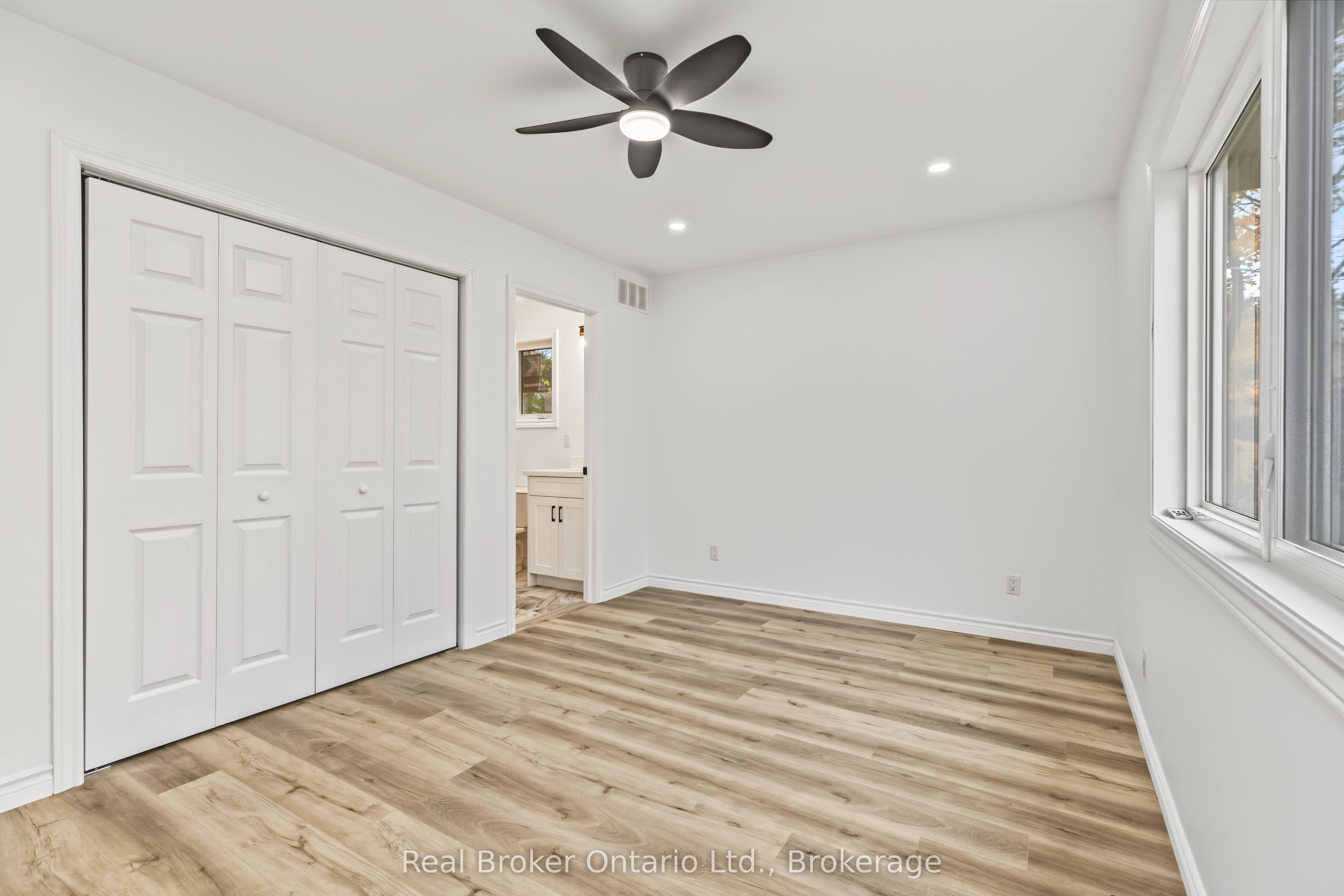 155 Canrobert Street Property Photo 28