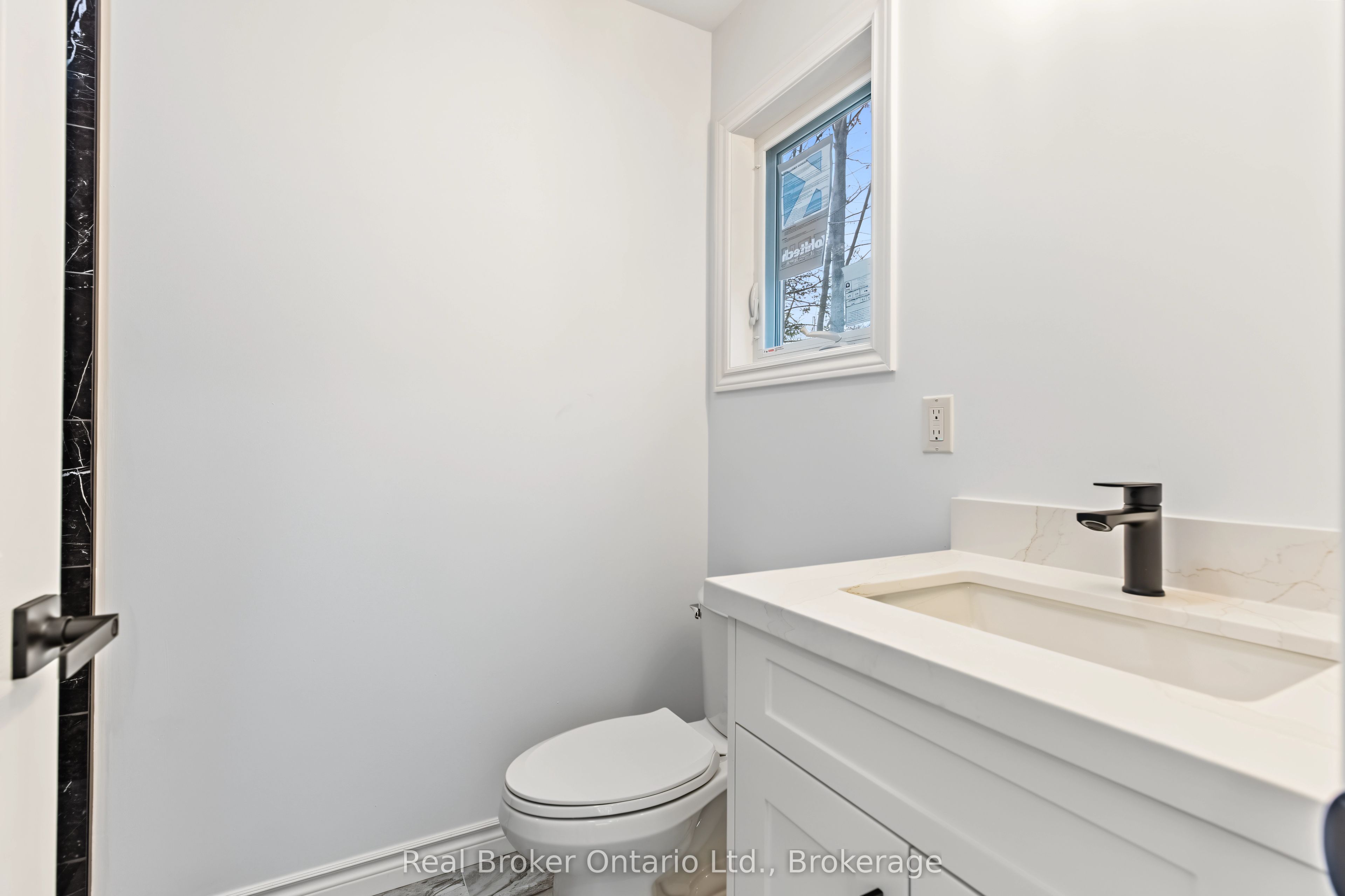 155 Canrobert Street Property Photo 29