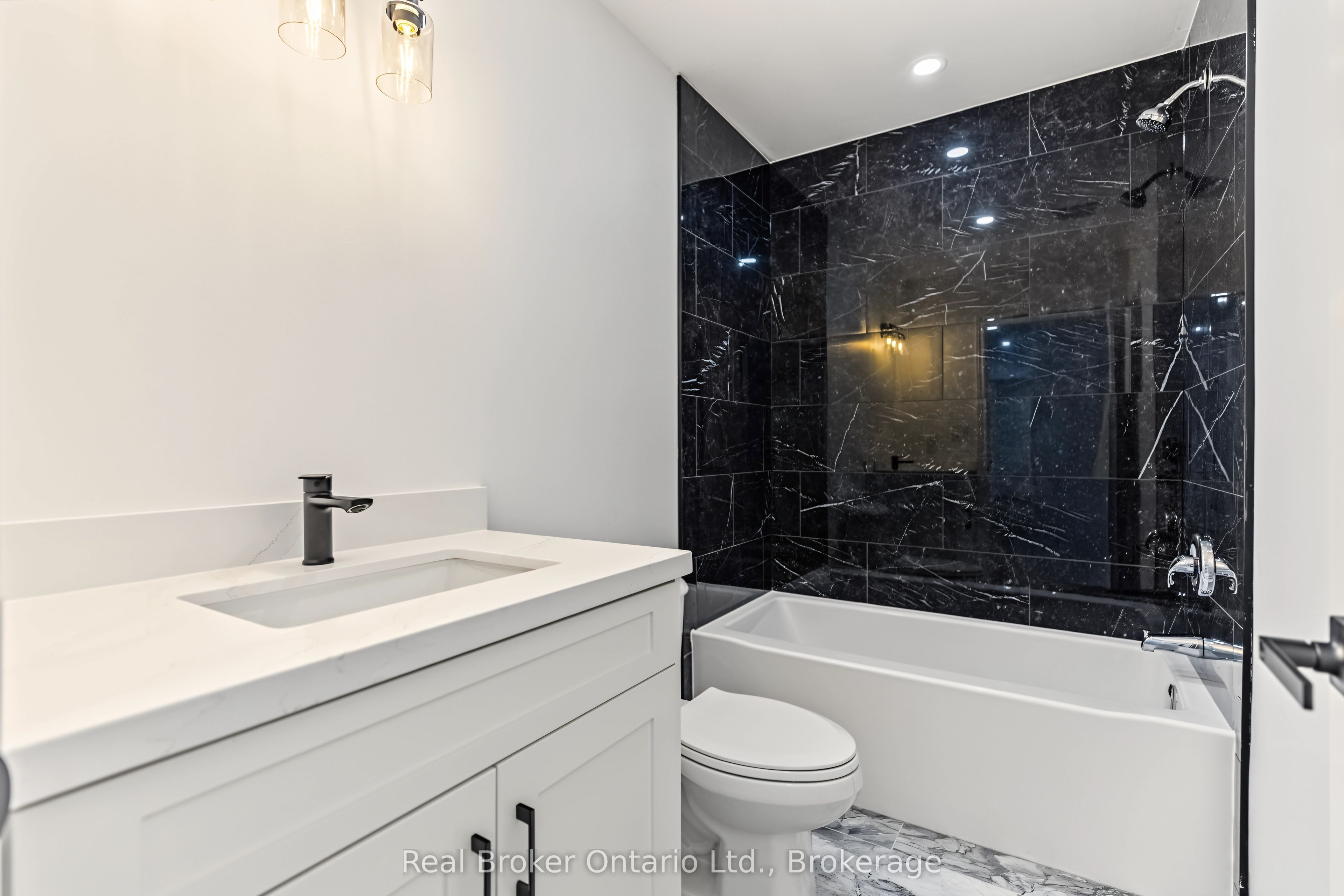 155 Canrobert Street Property Photo 34