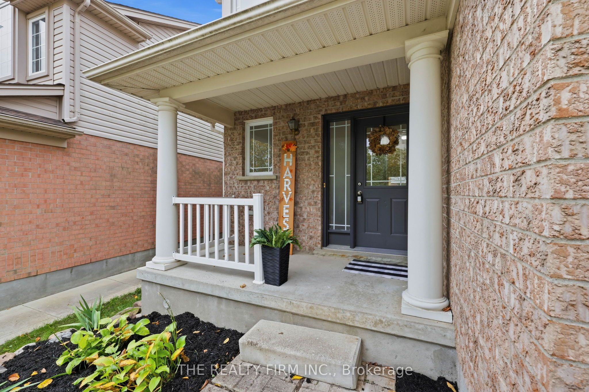 833 Capulet Lane Property Photo 3