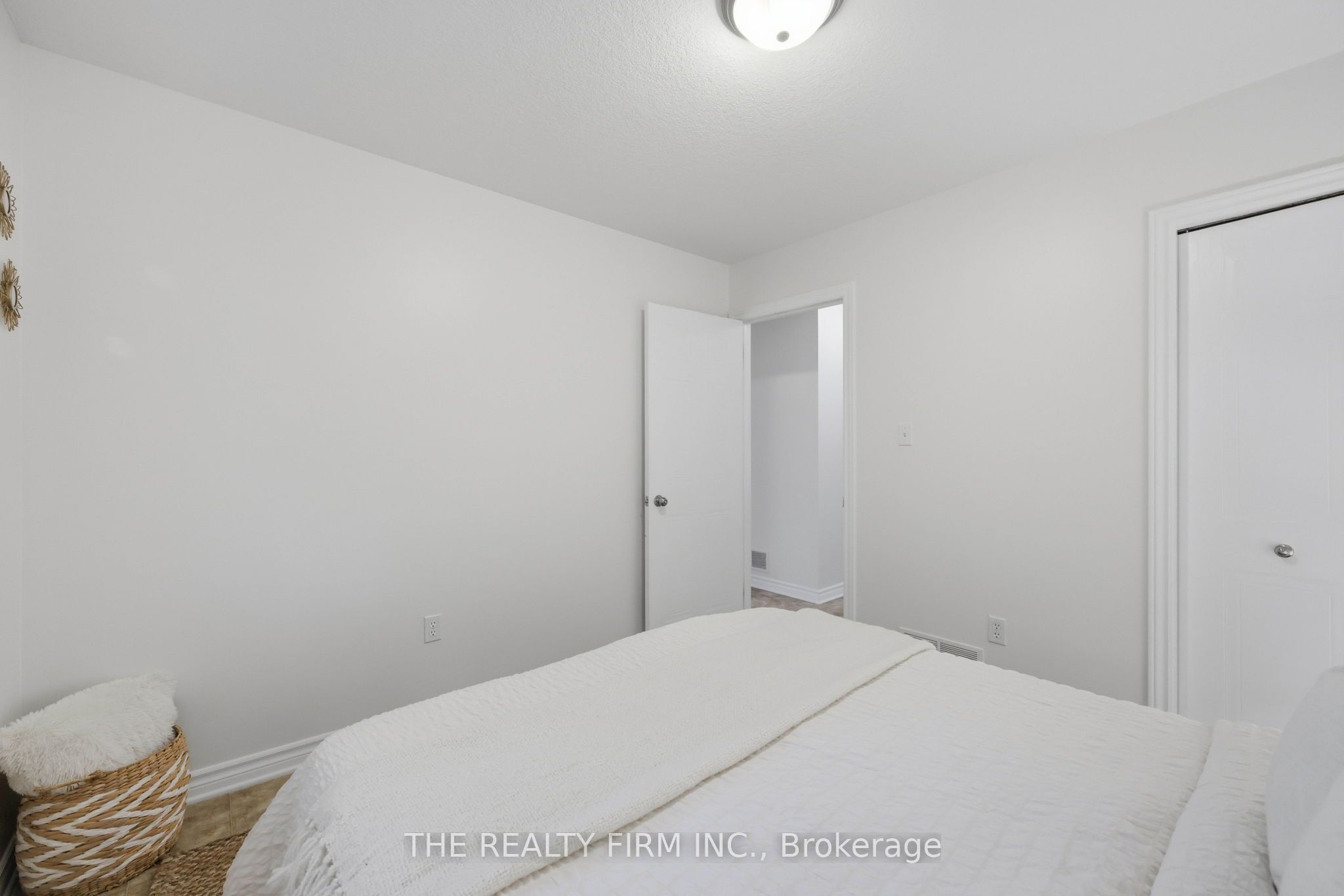 833 Capulet Lane Property Photo 32