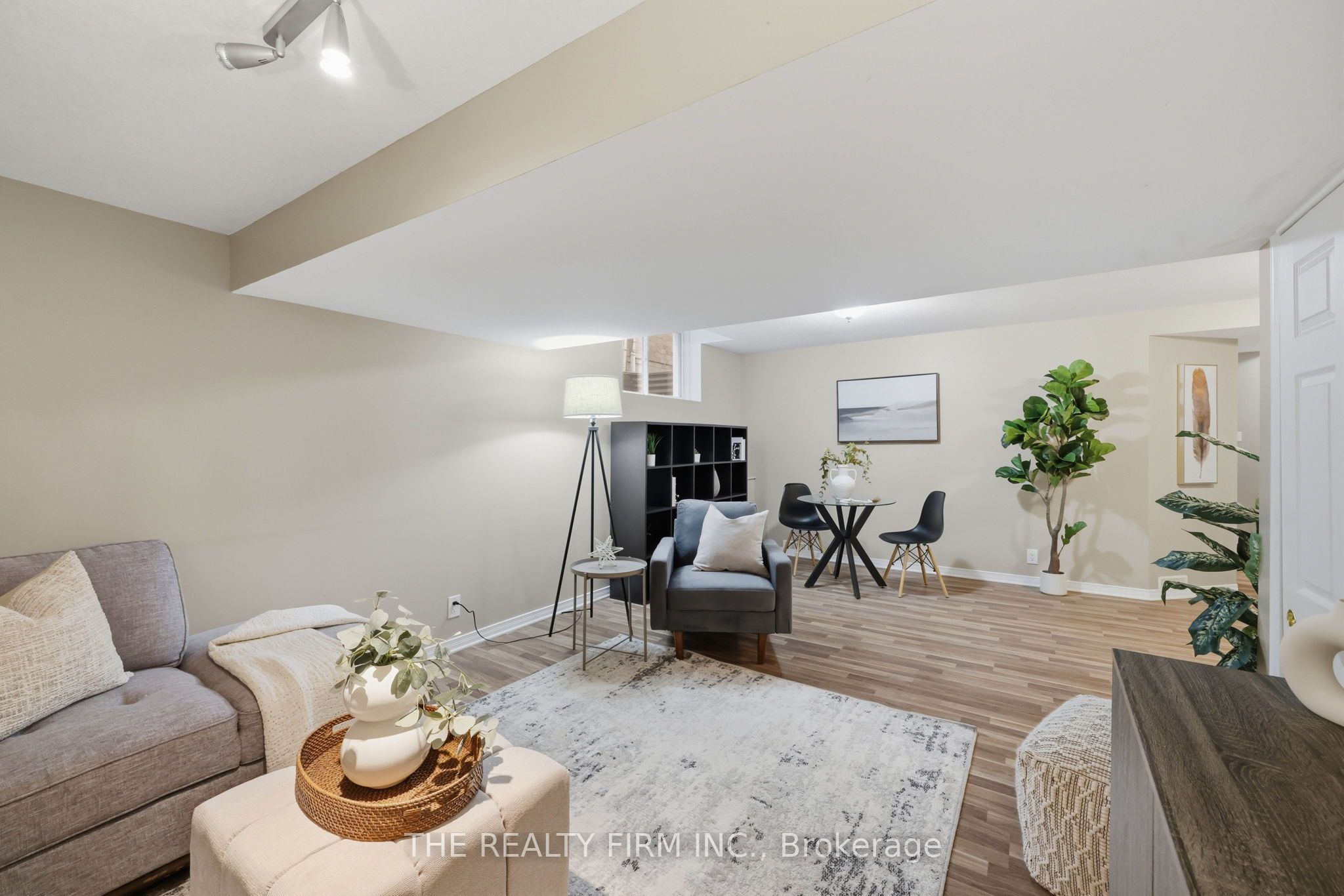 833 Capulet Lane Property Photo 40