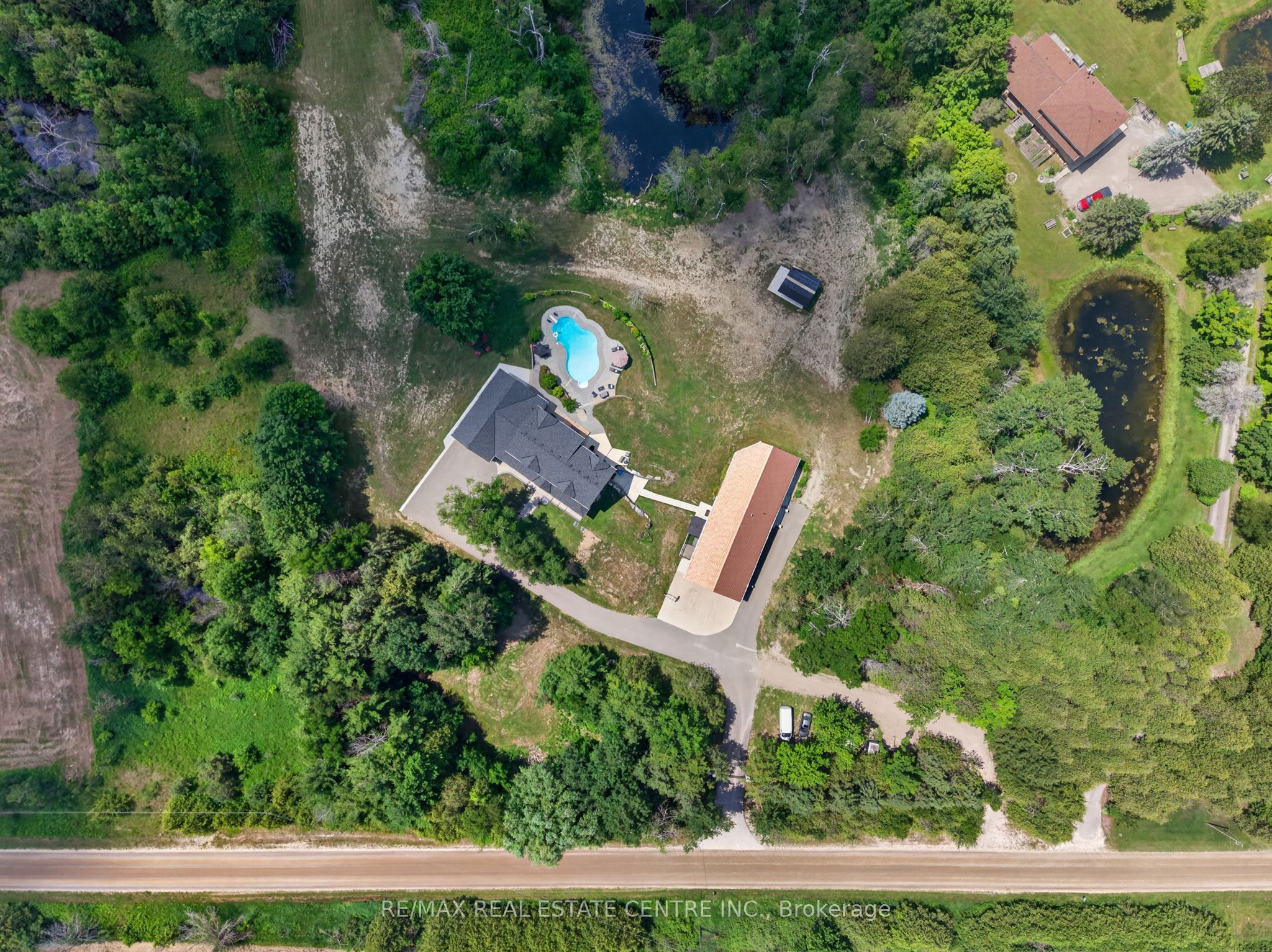 833180 4th Line Ehs Property Photo 41