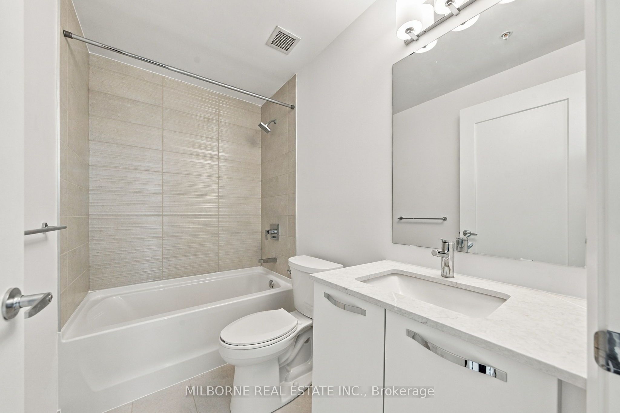 75 James Street S 1511 Property Photo 15