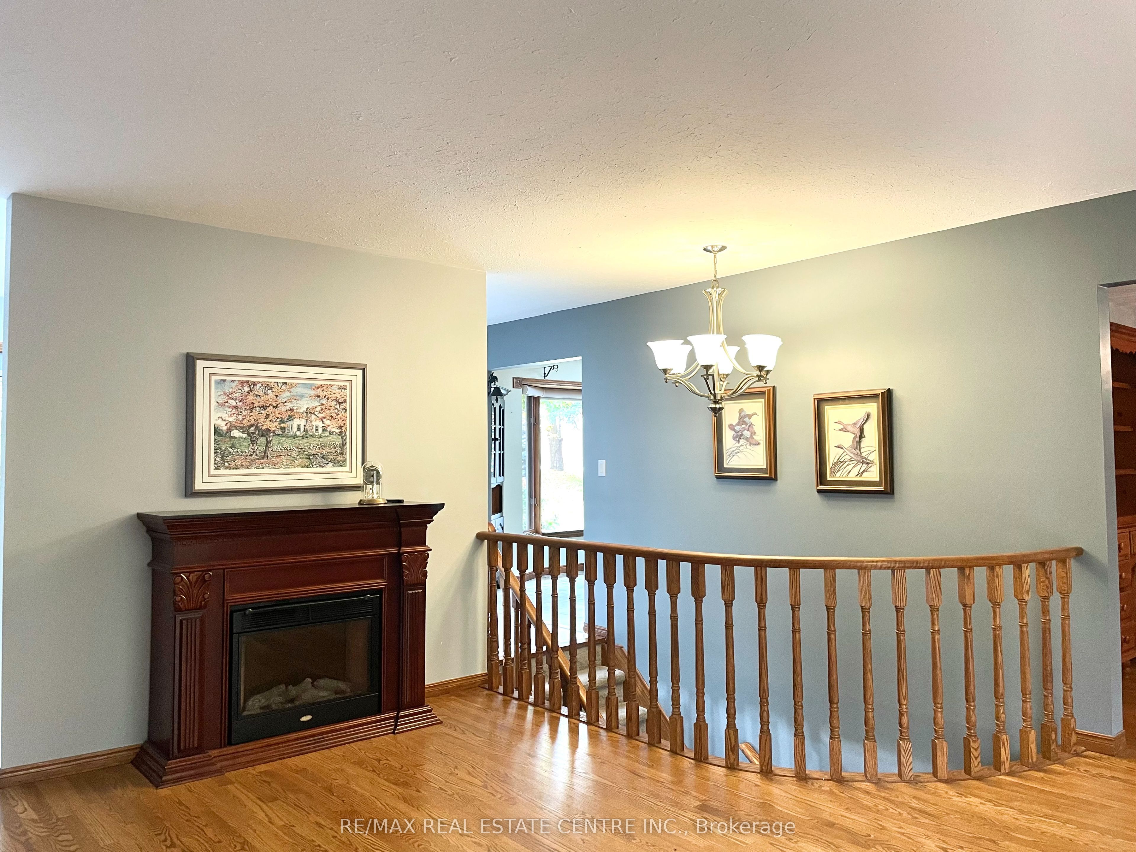 485471 30 Side Road Property Photo 10