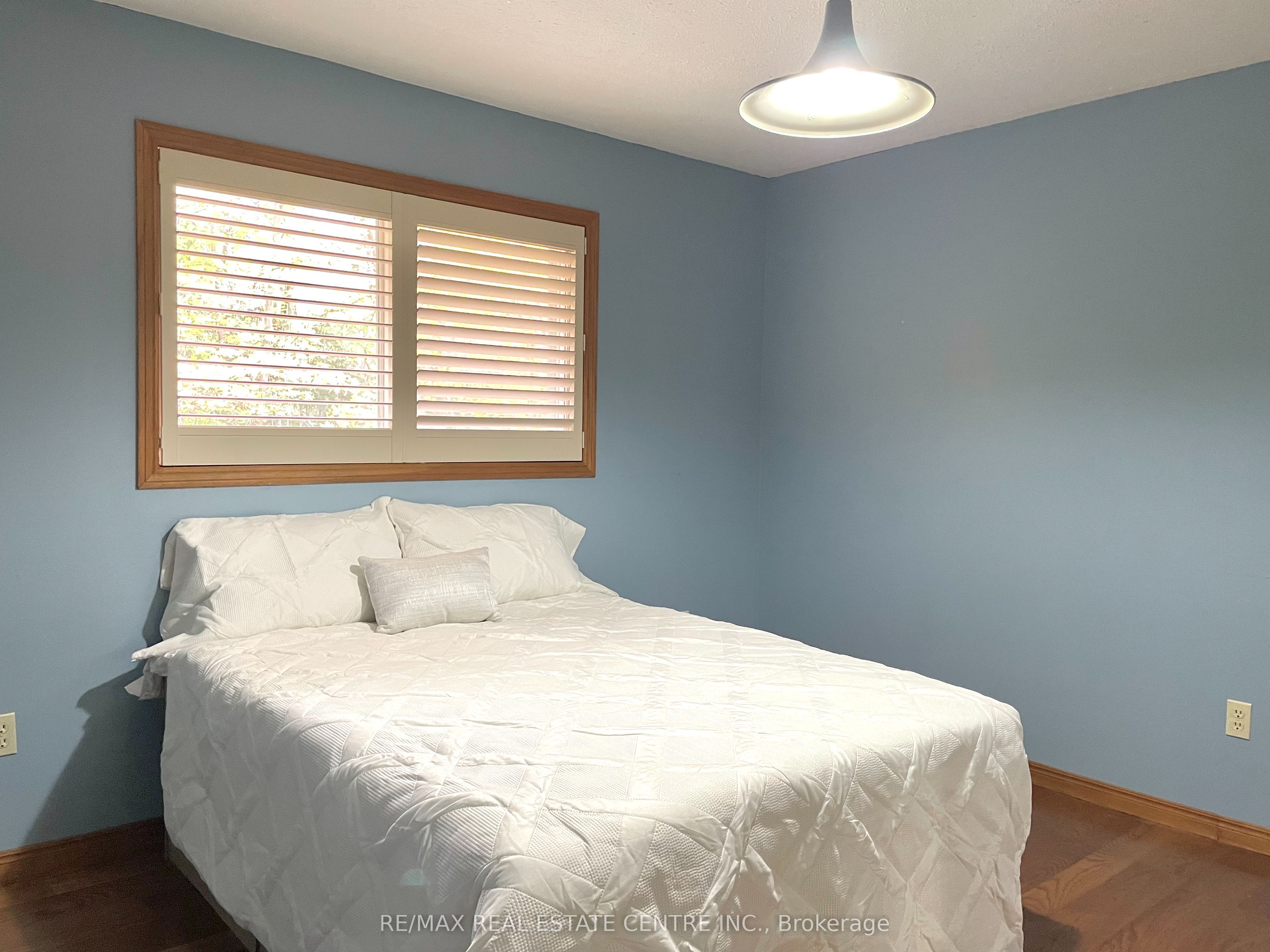 485471 30 Side Road Property Photo 24