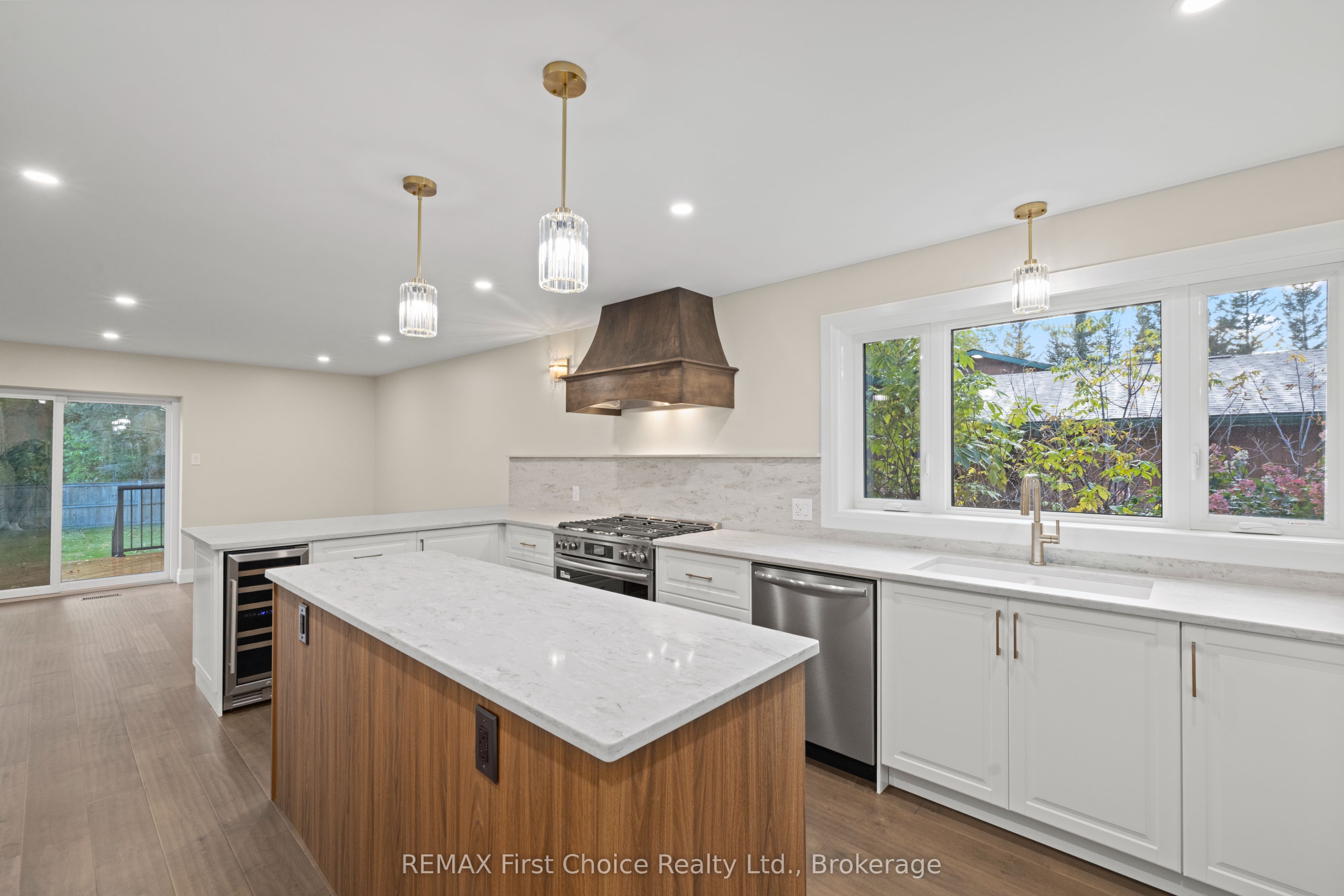 2110 Whitegates Drive Property Photo 16