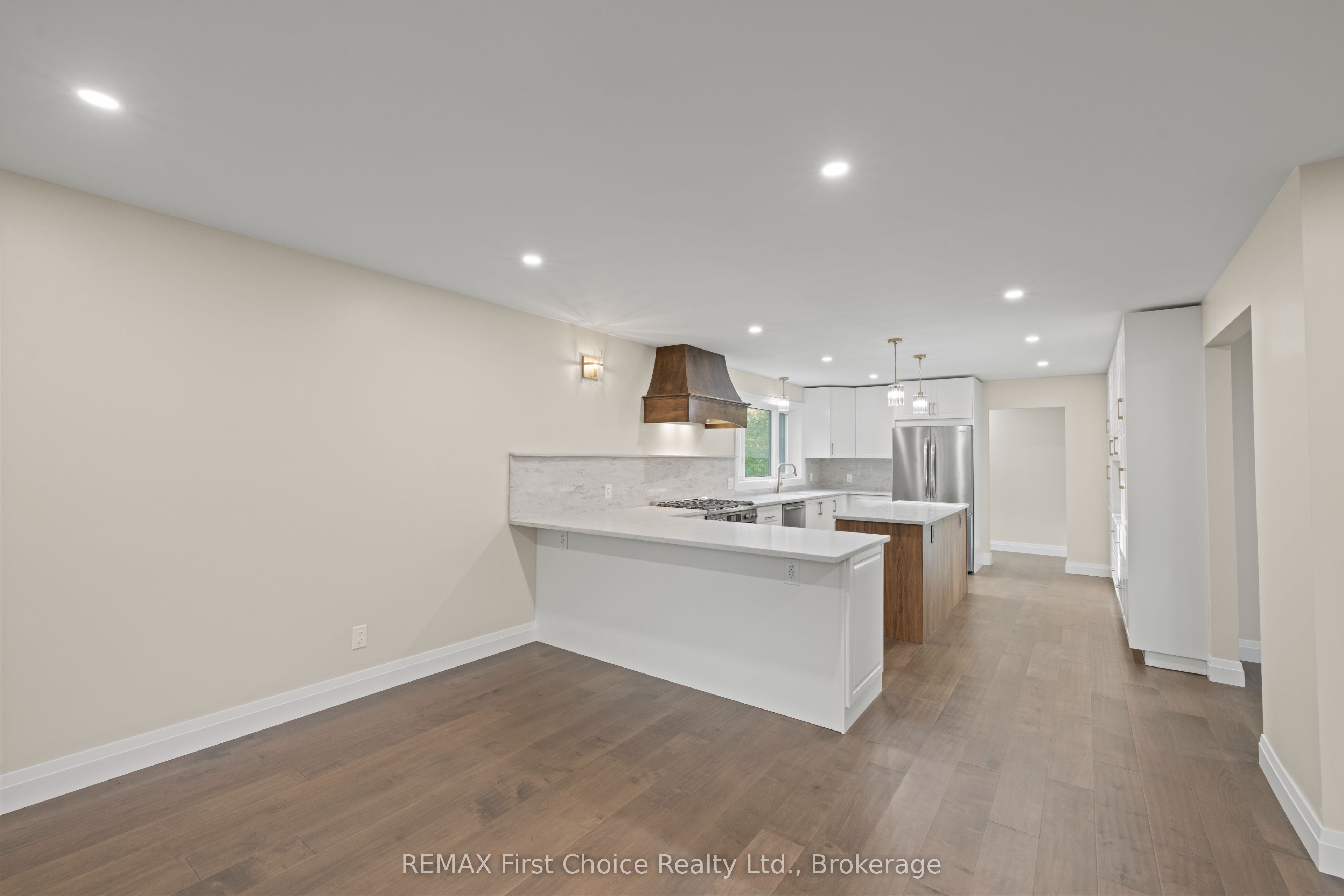 2110 Whitegates Drive Property Photo 17