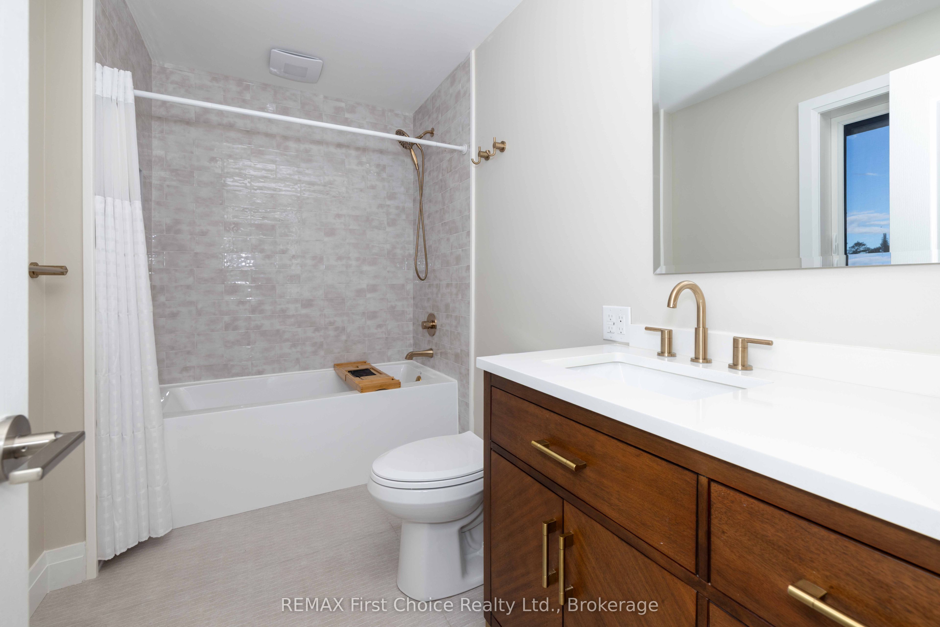 2110 Whitegates Drive Property Photo 28