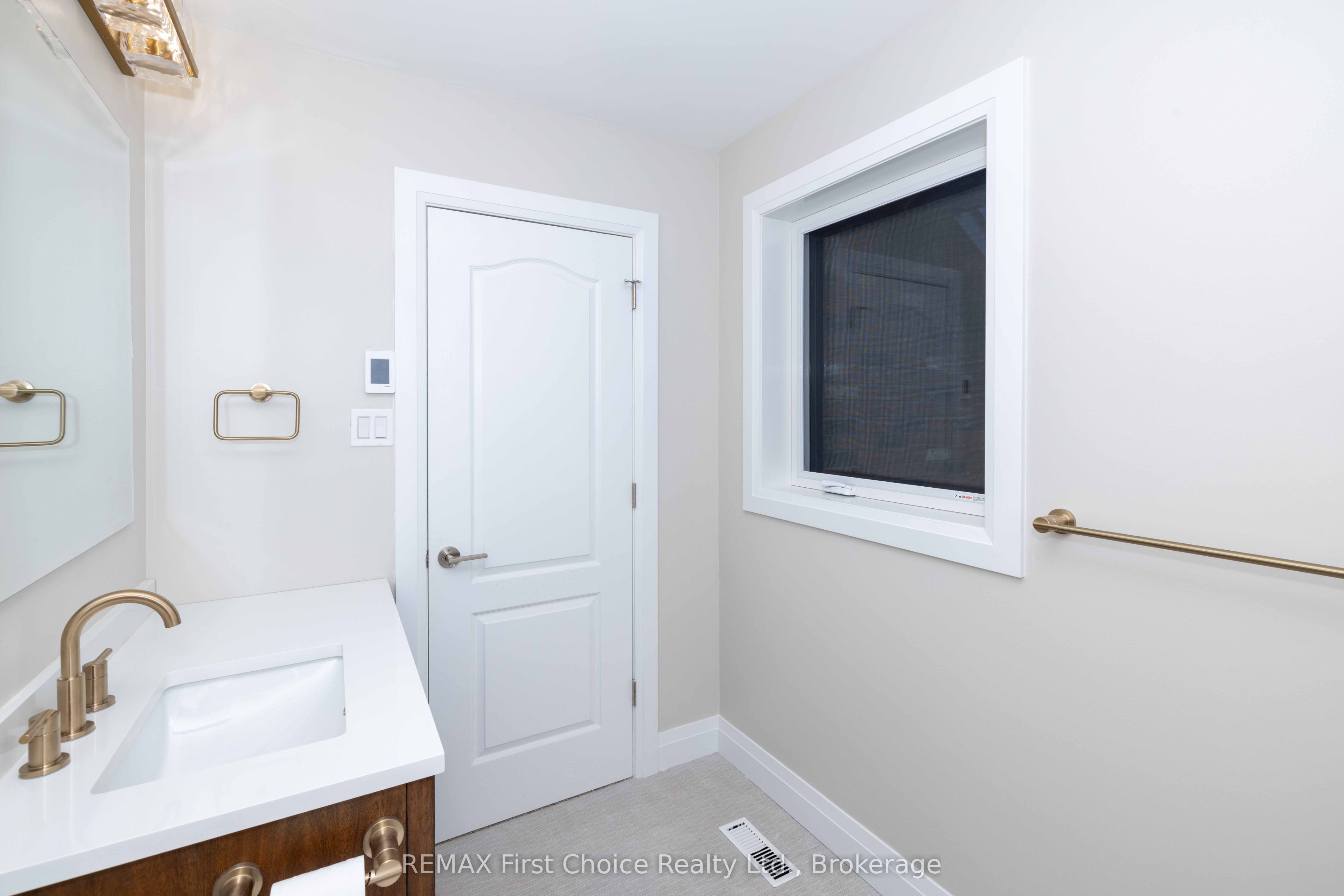 2110 Whitegates Drive Property Photo 29