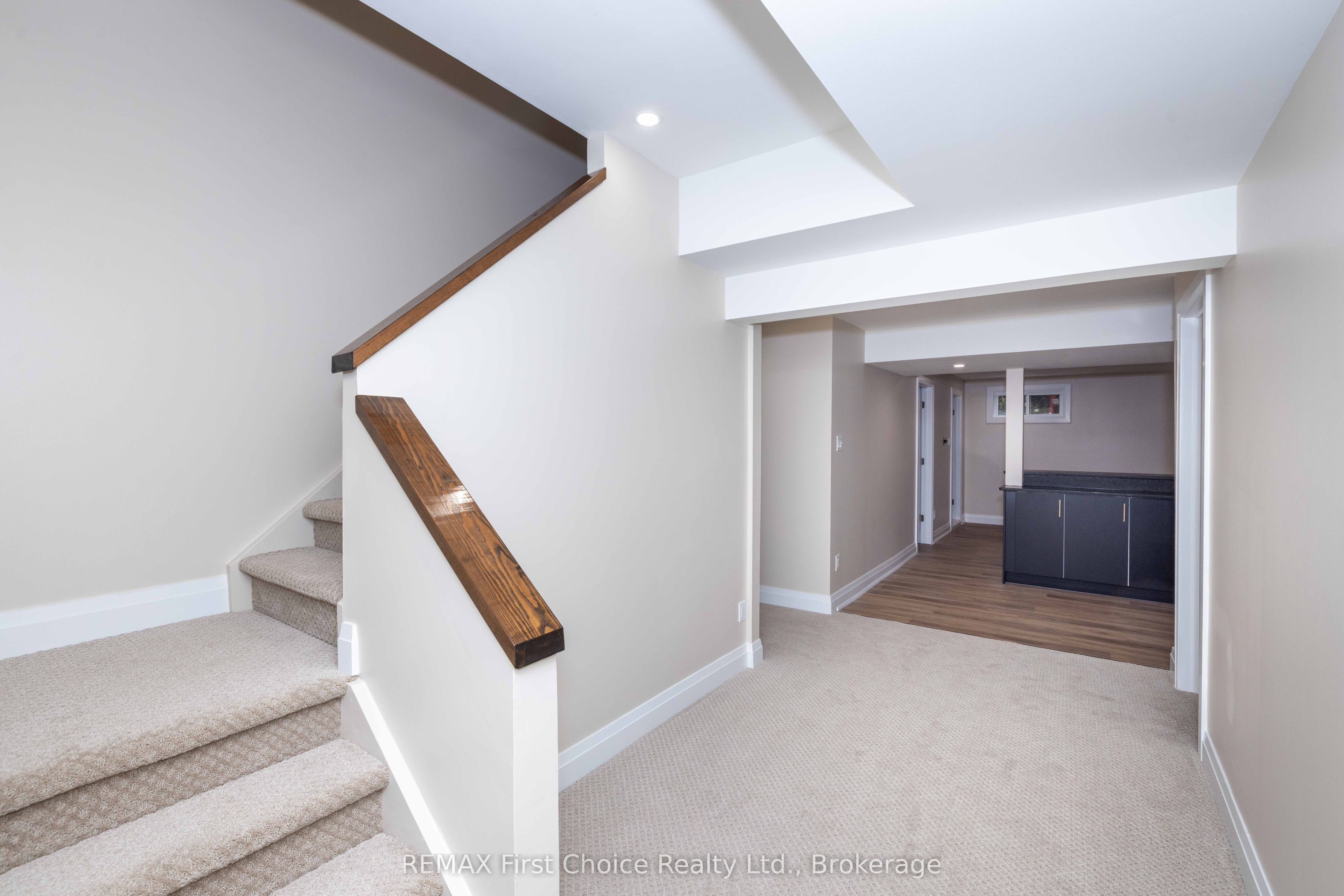 2110 Whitegates Drive Property Photo 30