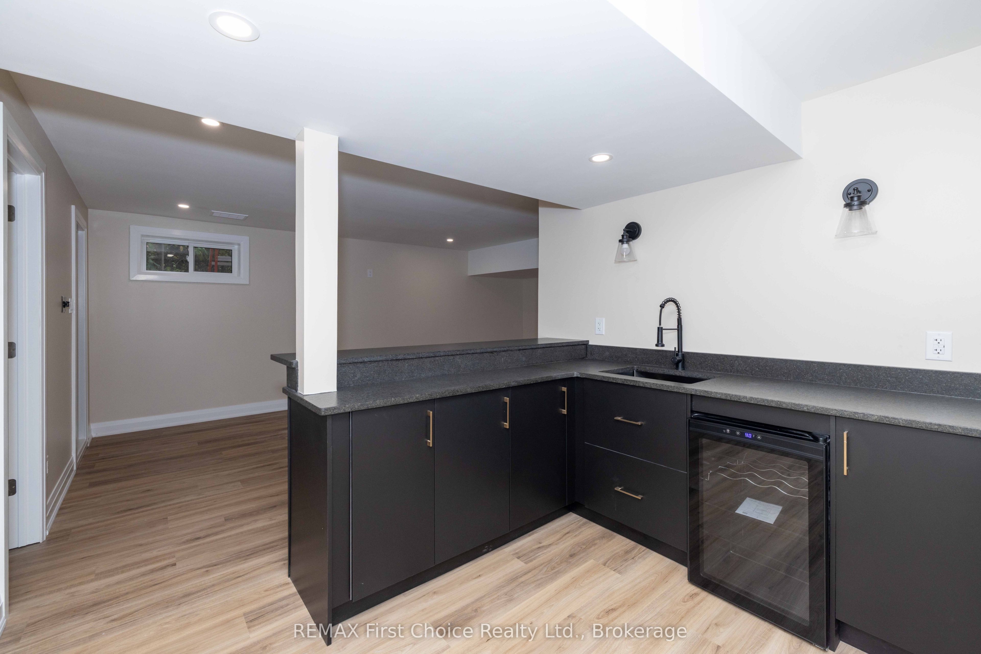 2110 Whitegates Drive Property Photo 31
