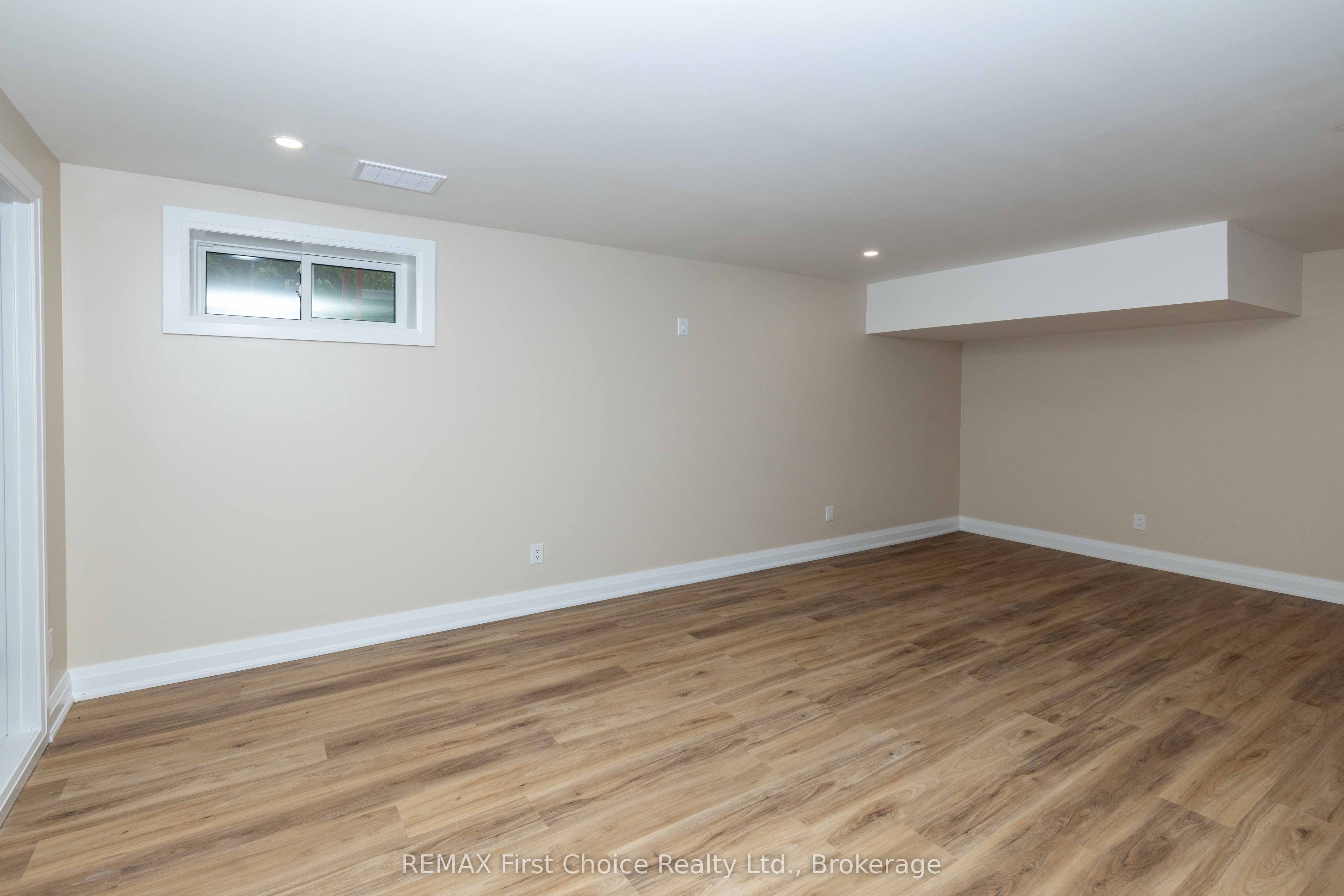 2110 Whitegates Drive Property Photo 33