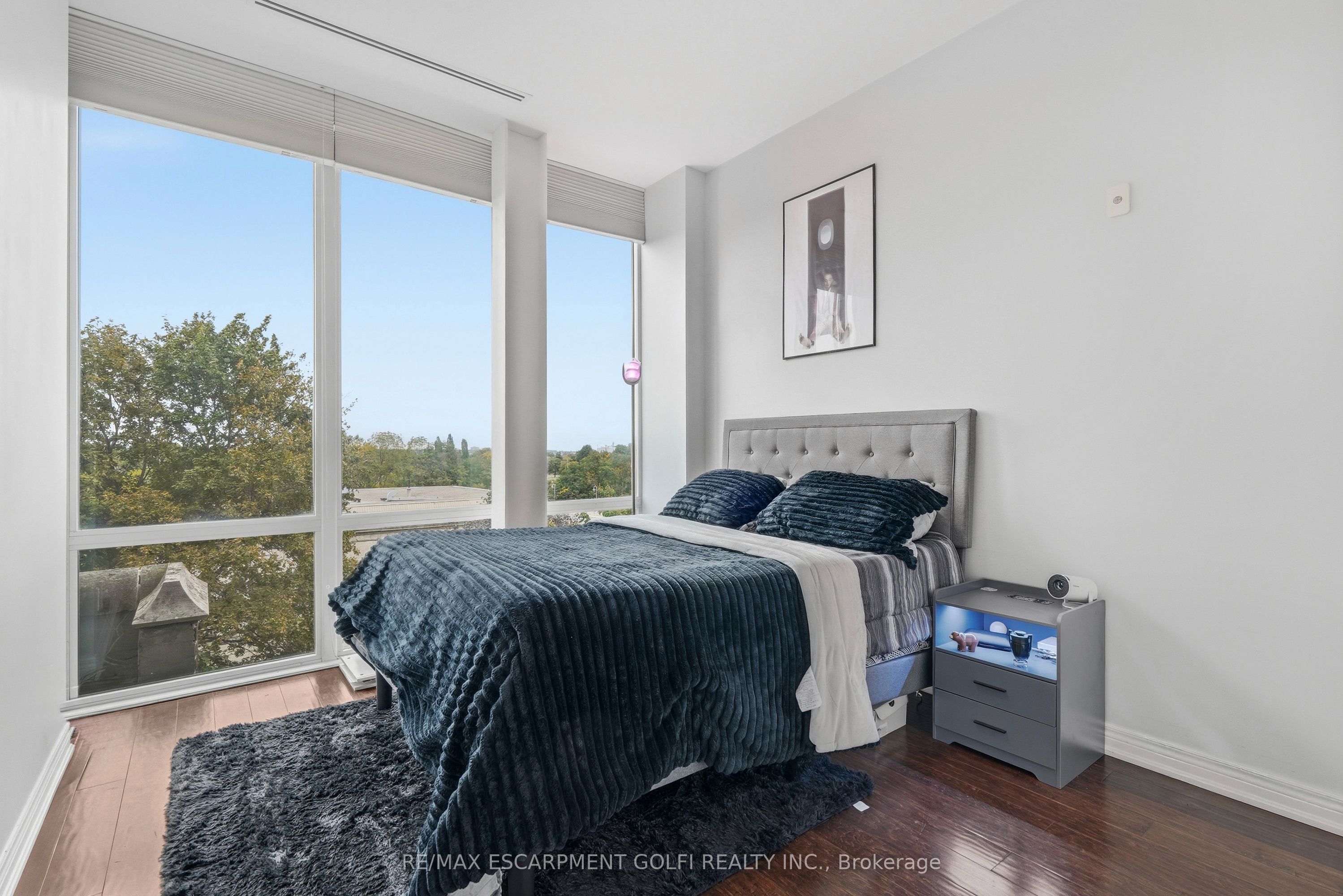 50 Murray Street W 403 Property Photo 11