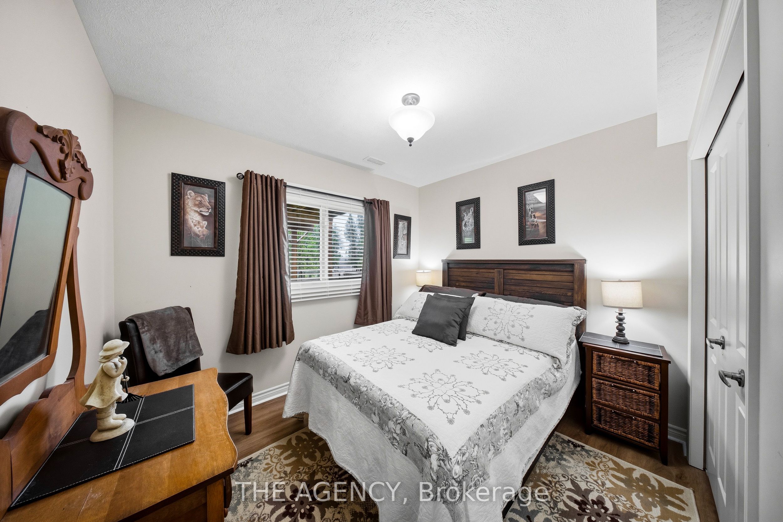 206 Meredith Way Property Photo 29