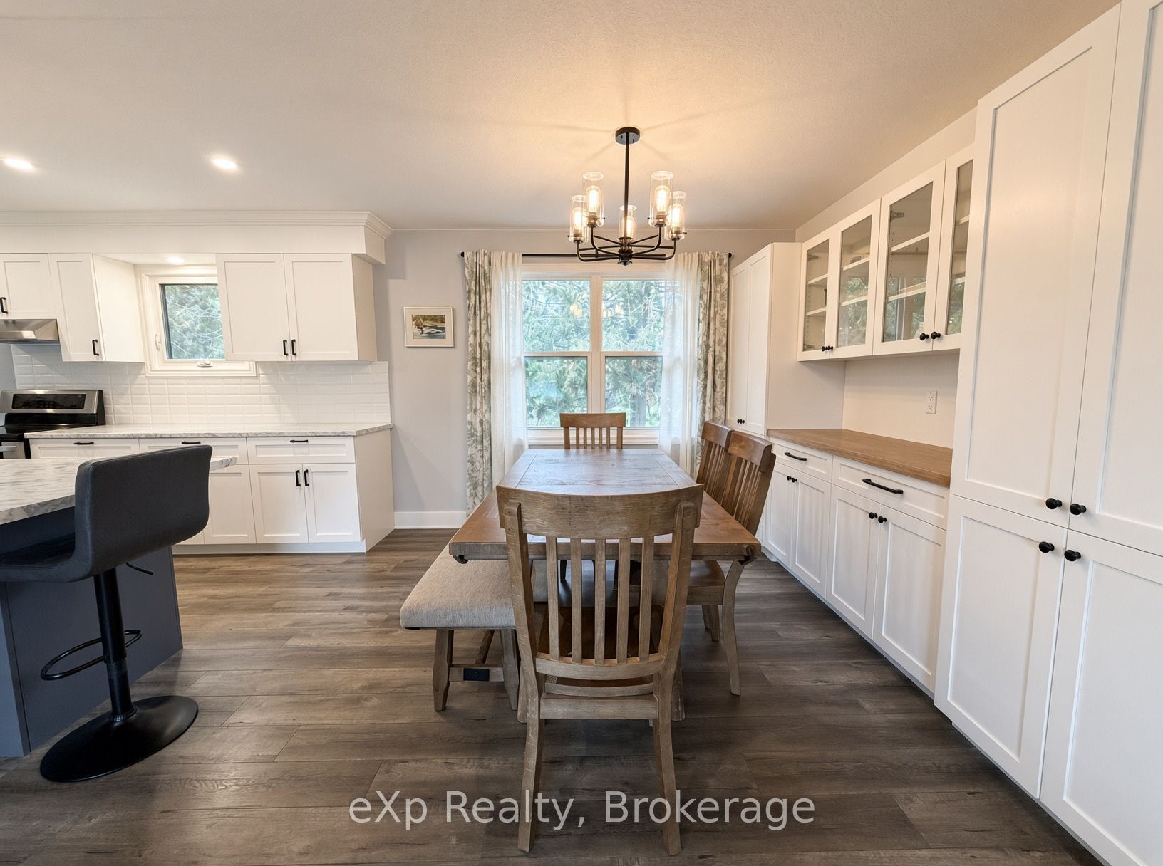 271 Thomas Street Property Photo 12