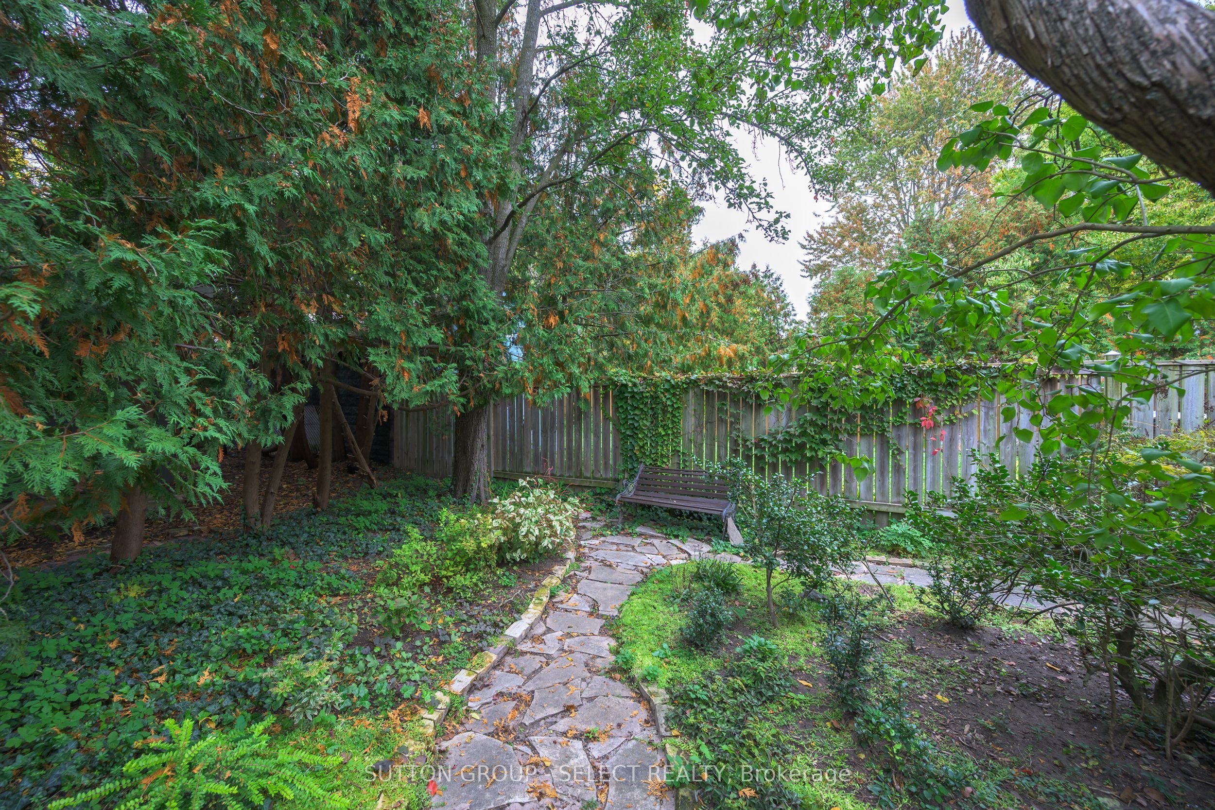 512 Piccadilly Street Property Photo 31