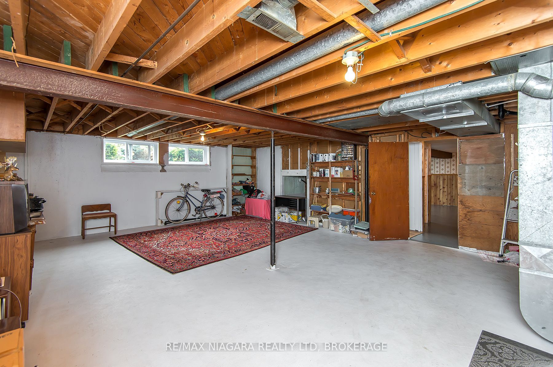 10 First Avenue Property Photo 29