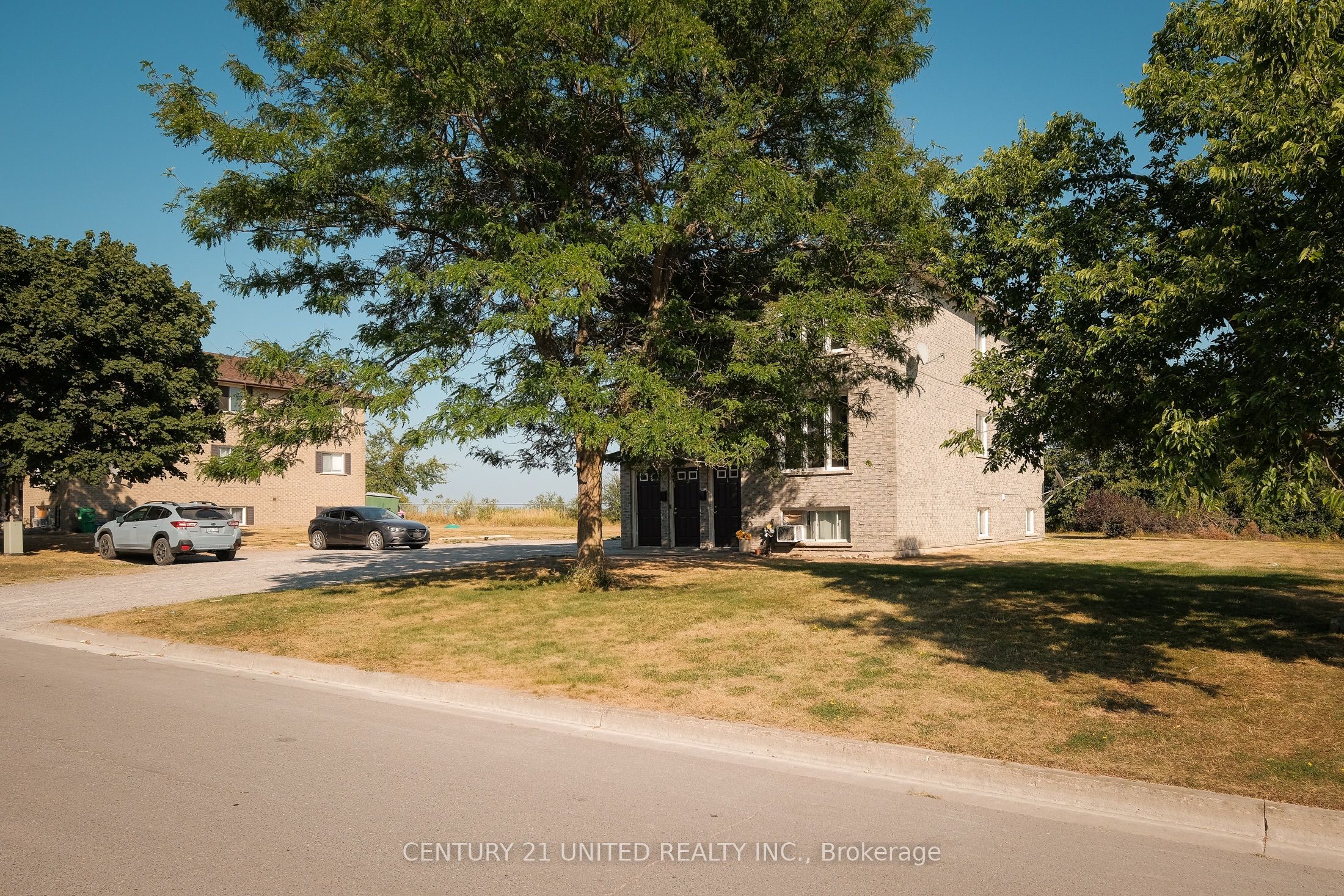 538 Crystal Drive Property Photo 10
